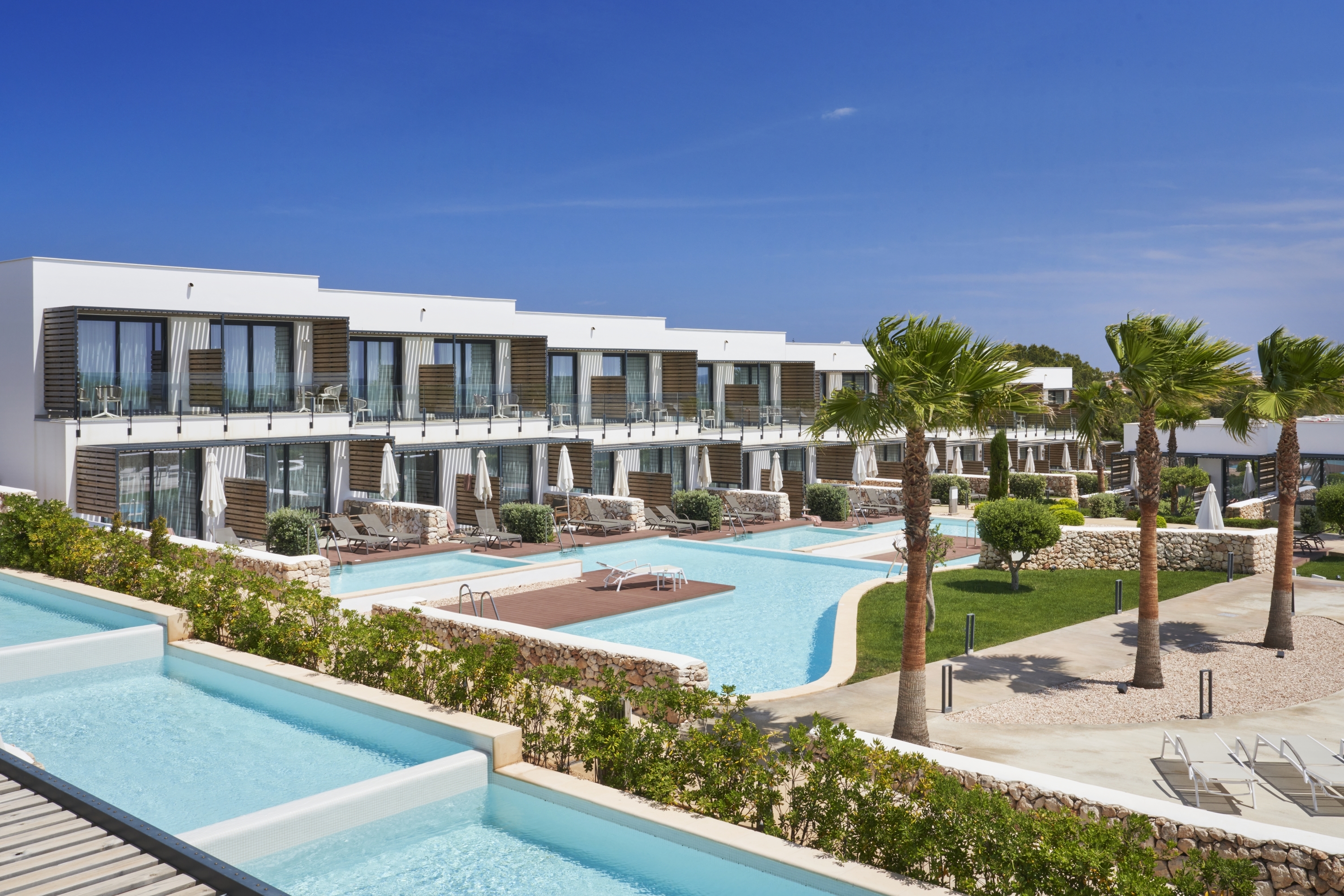 Cada villa en el  Barceló Nura de  Menorca cuenta con su  propia piscina privada.
