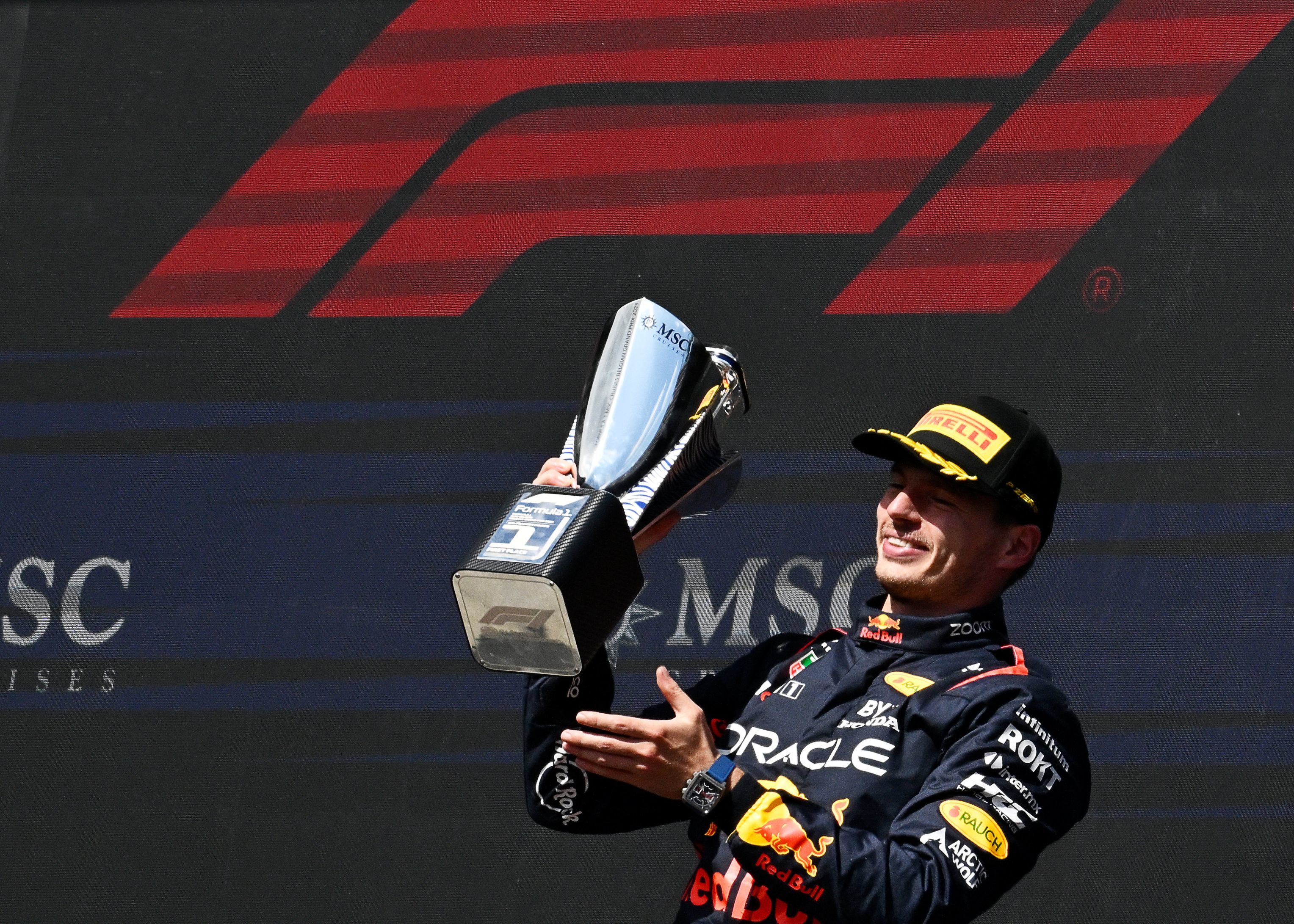 Verstappen, el domingo, en el podio de Spa.