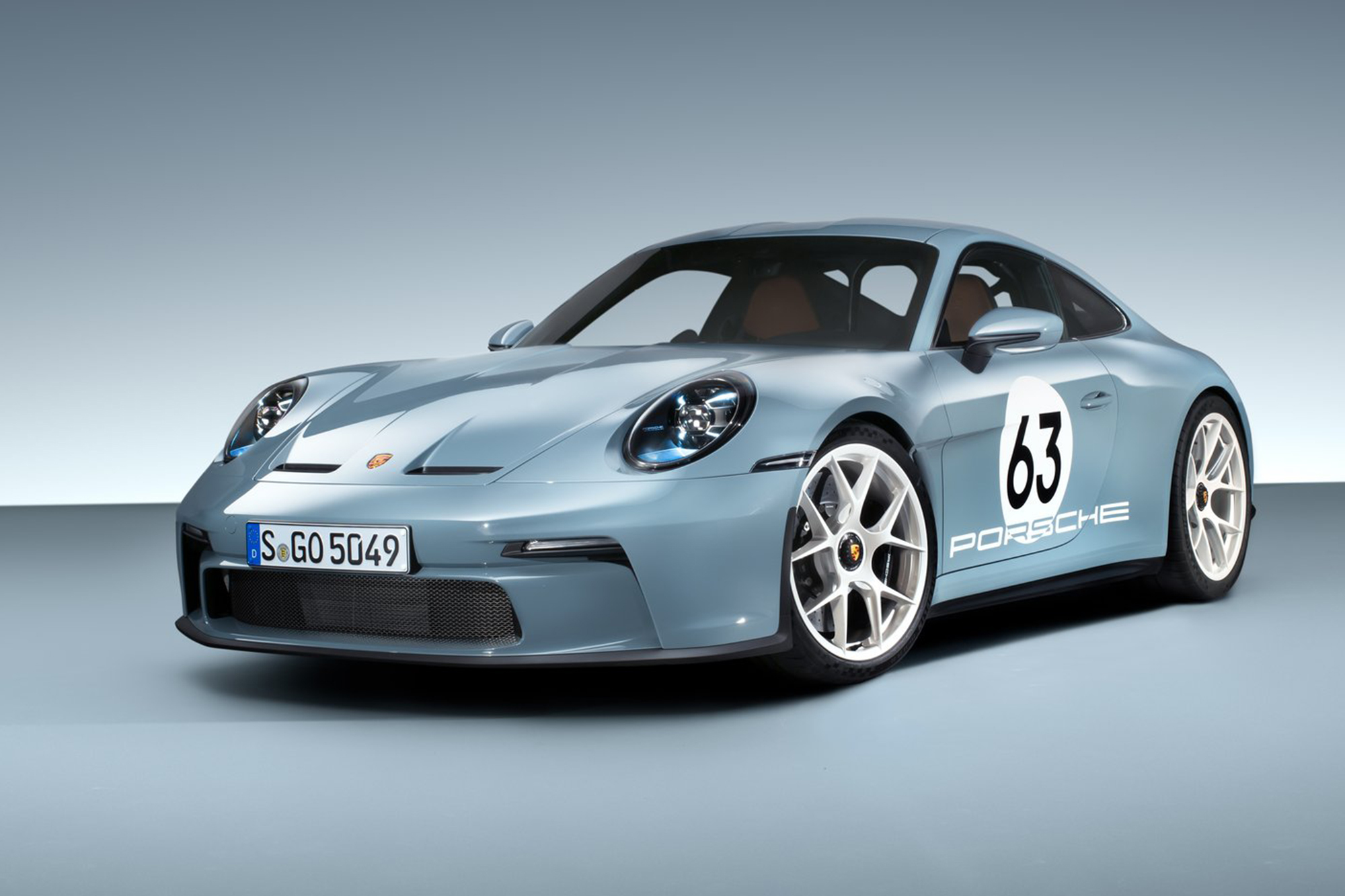 Porsche 911 S/T: salta la banca a los 60 años
