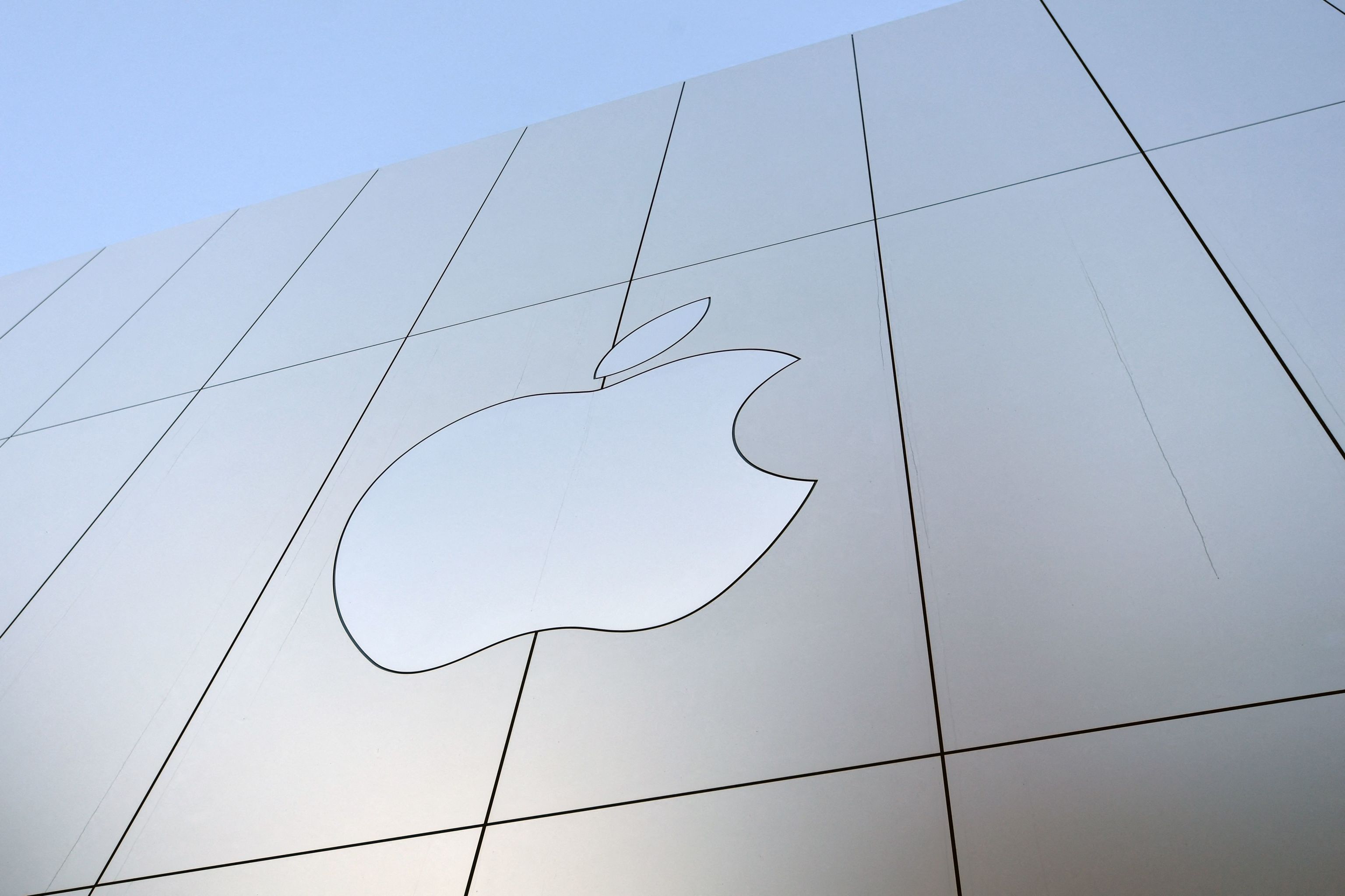 Apple gana 74.039 millones de dólares entre octubre y julio, un 6% menos