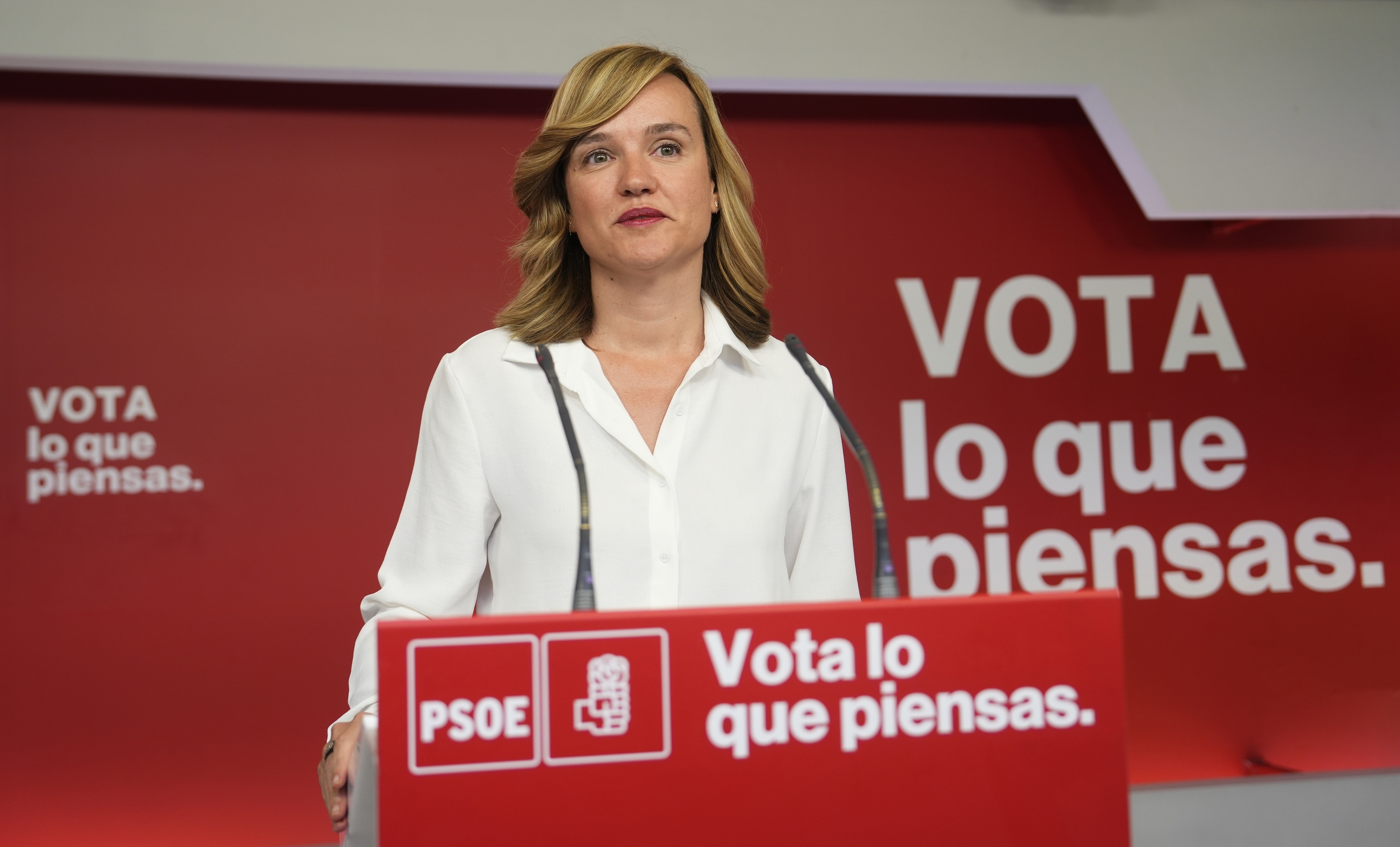 Pilar Alegra, portavoz de la Ejecutiva del PSOE, en una comparecencia.