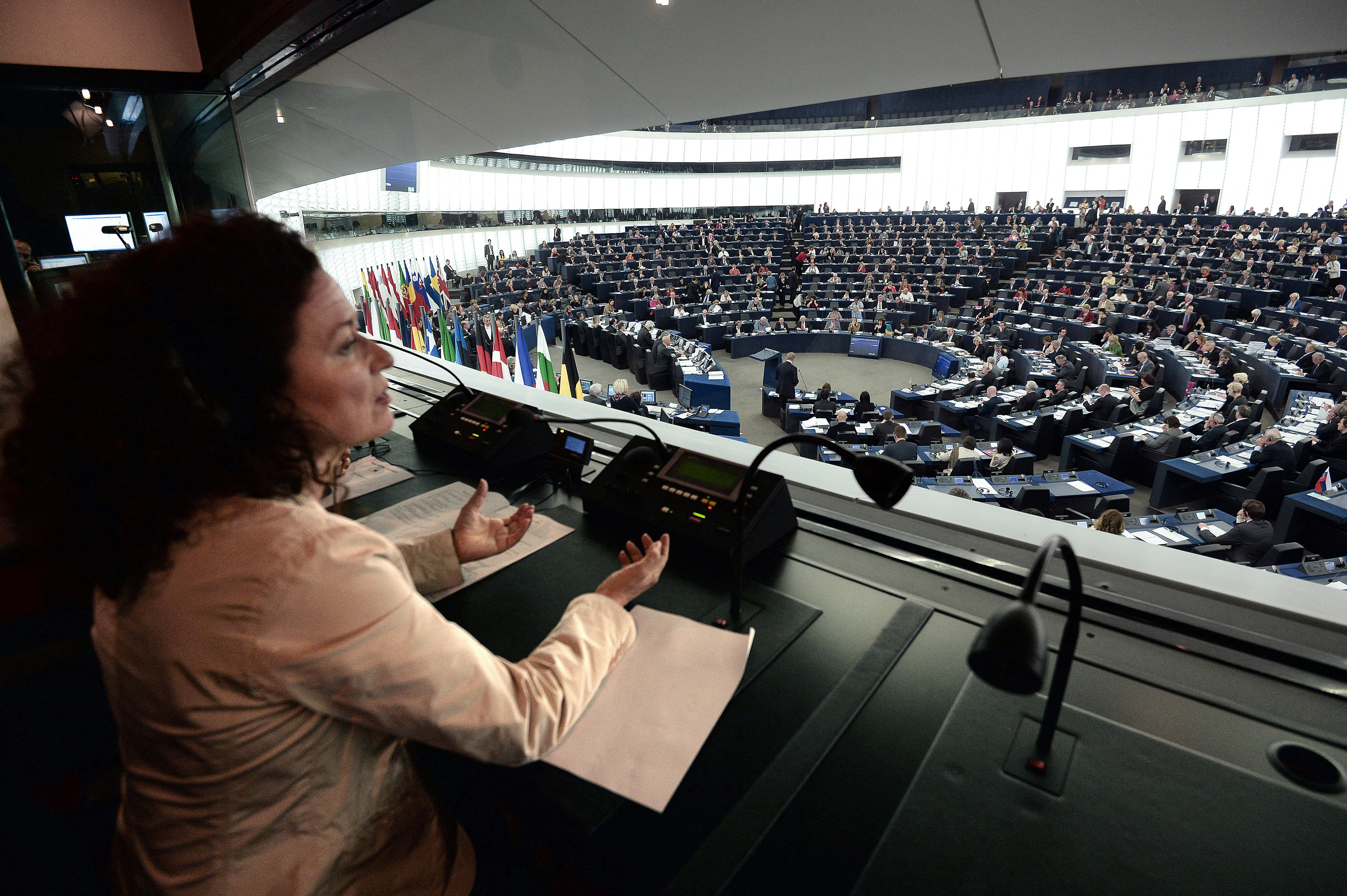 Intrpretes de la UE en una sesin del Parlamento Europeo en Estrasburgo (Francia).