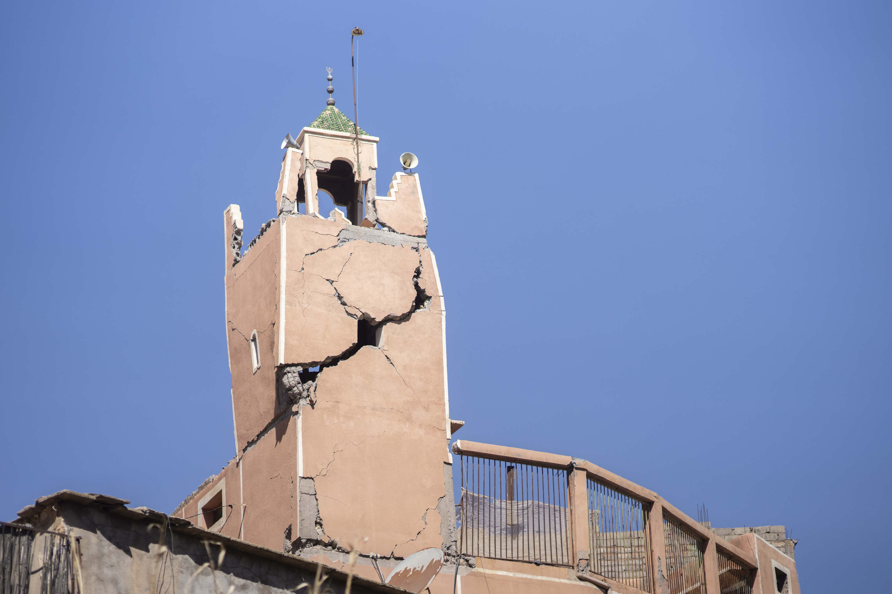 Mezquita dañada en Moulay Brahim