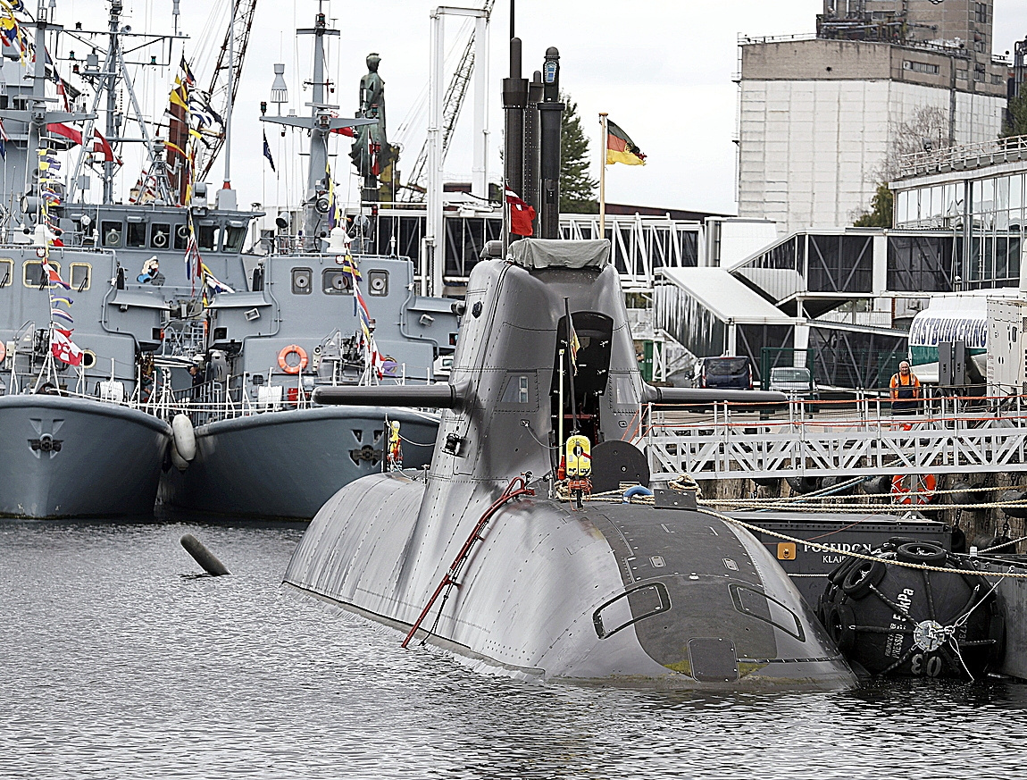 Submarino U36 de la Marina alemana (frente).