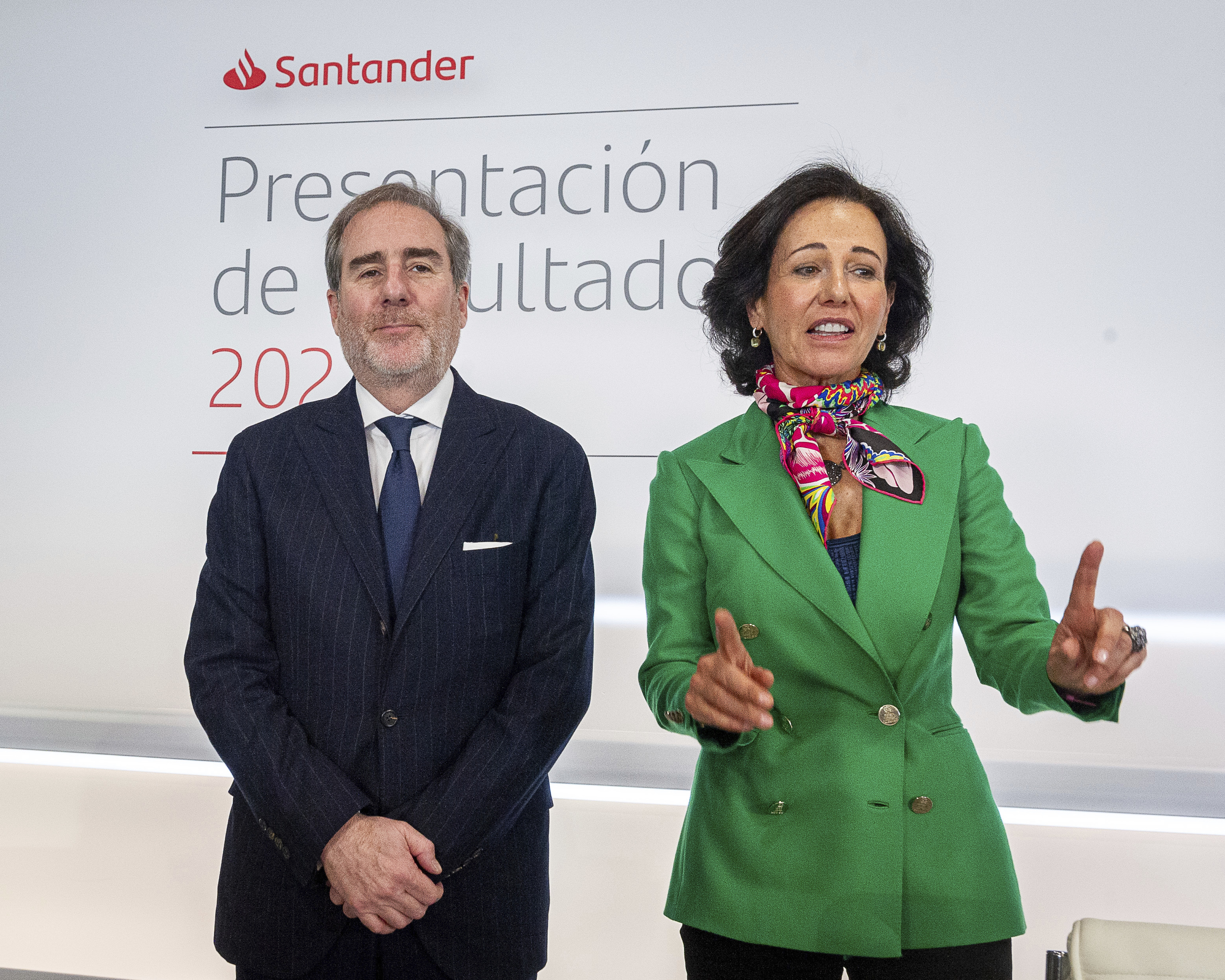 Banco Santander reorganiza su estructura para avanzar con su nuevo plan estratégico
