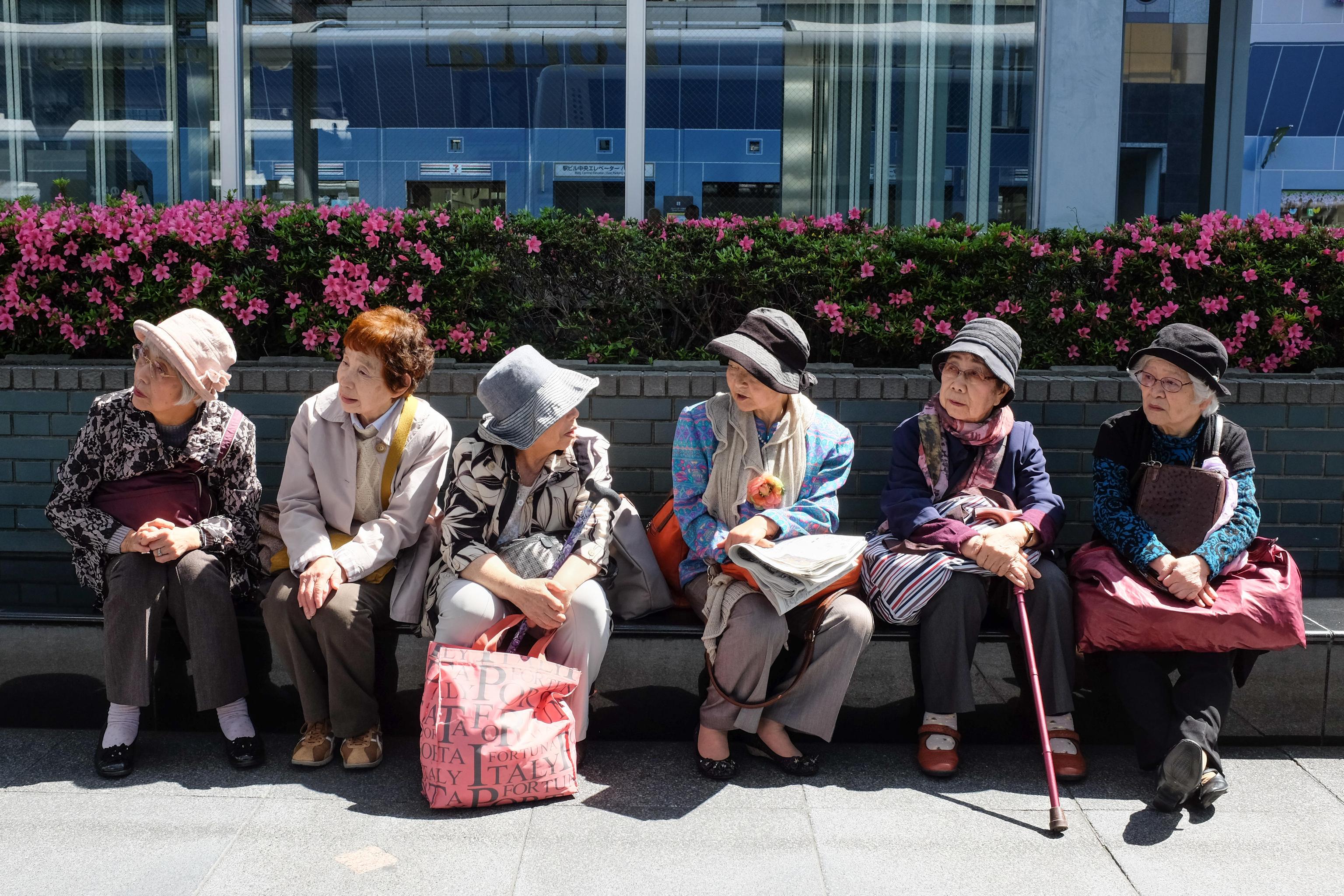 Un grupo de mujeres mayores, en Kioto.