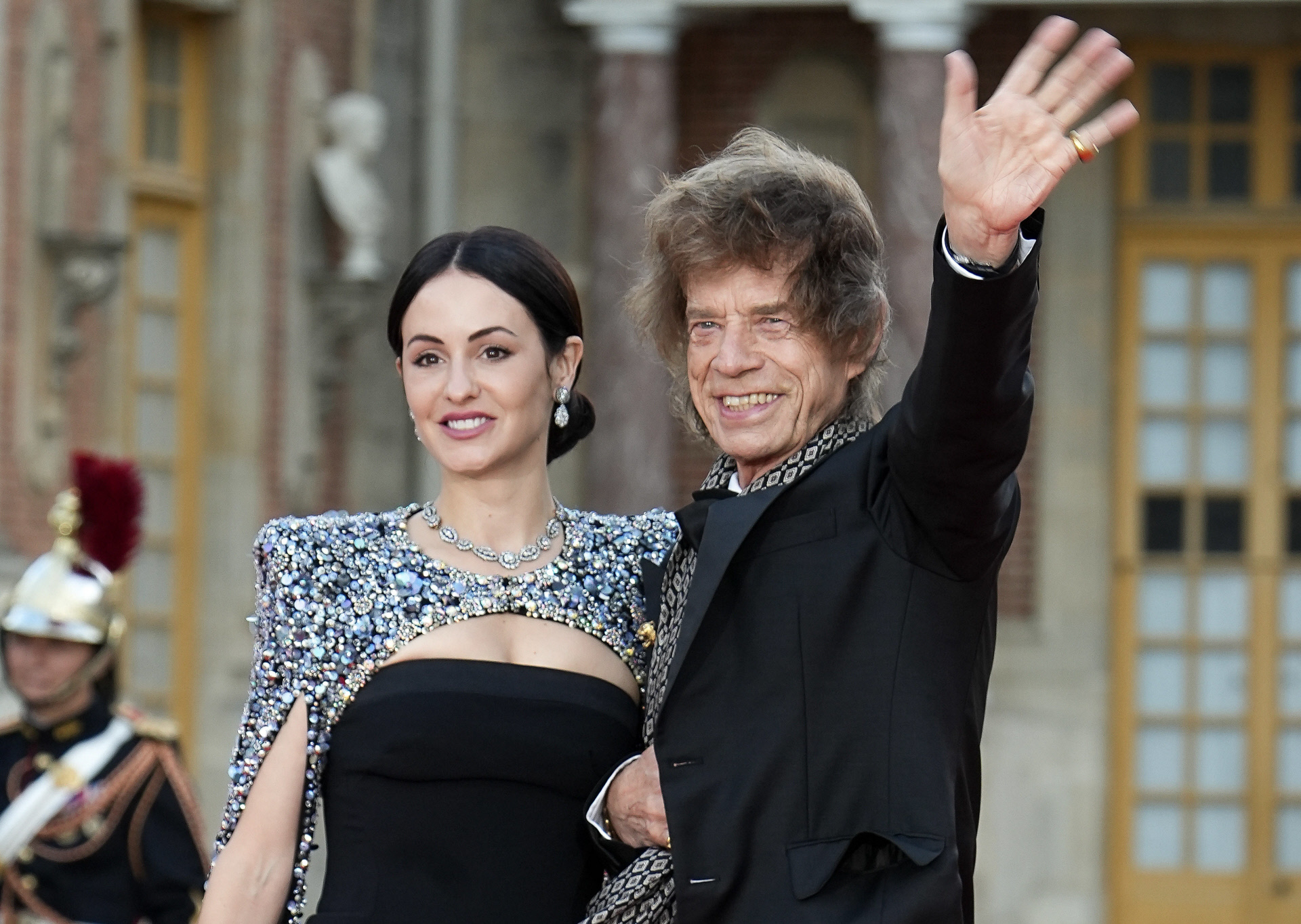 Melanie Hamrick y Mick Jagger, a su llegada al palacio de Versalles.
