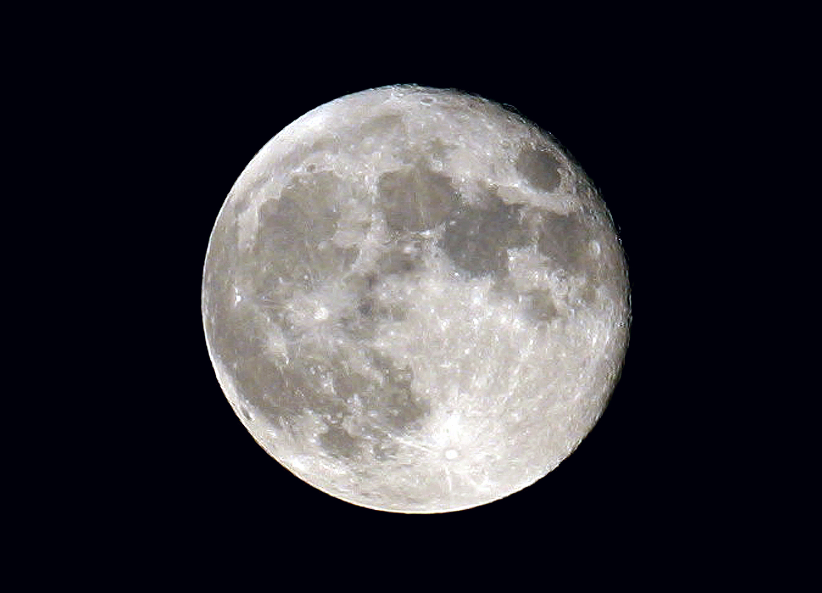 Luna llena de septiembre, también conocida como Luna de la Cosecha.