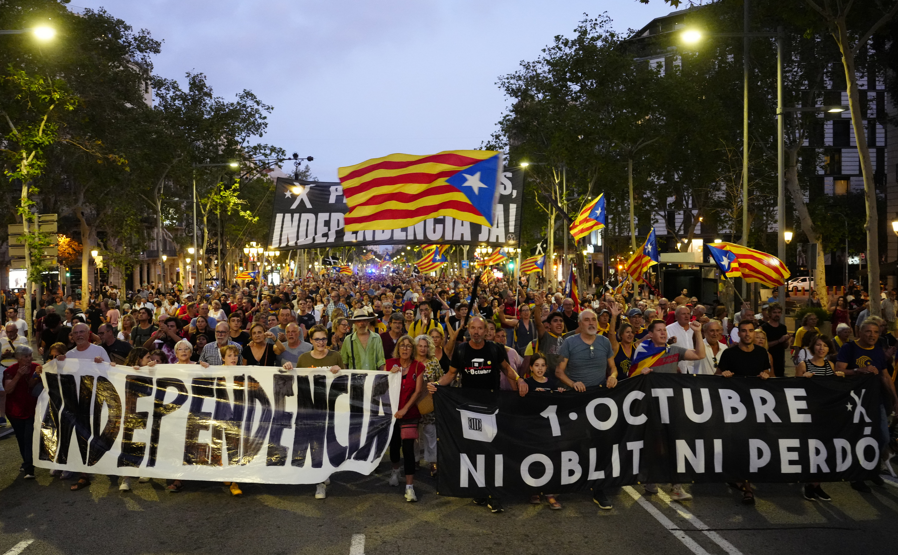 Manifestación de los CDR por el centro de Barcelona