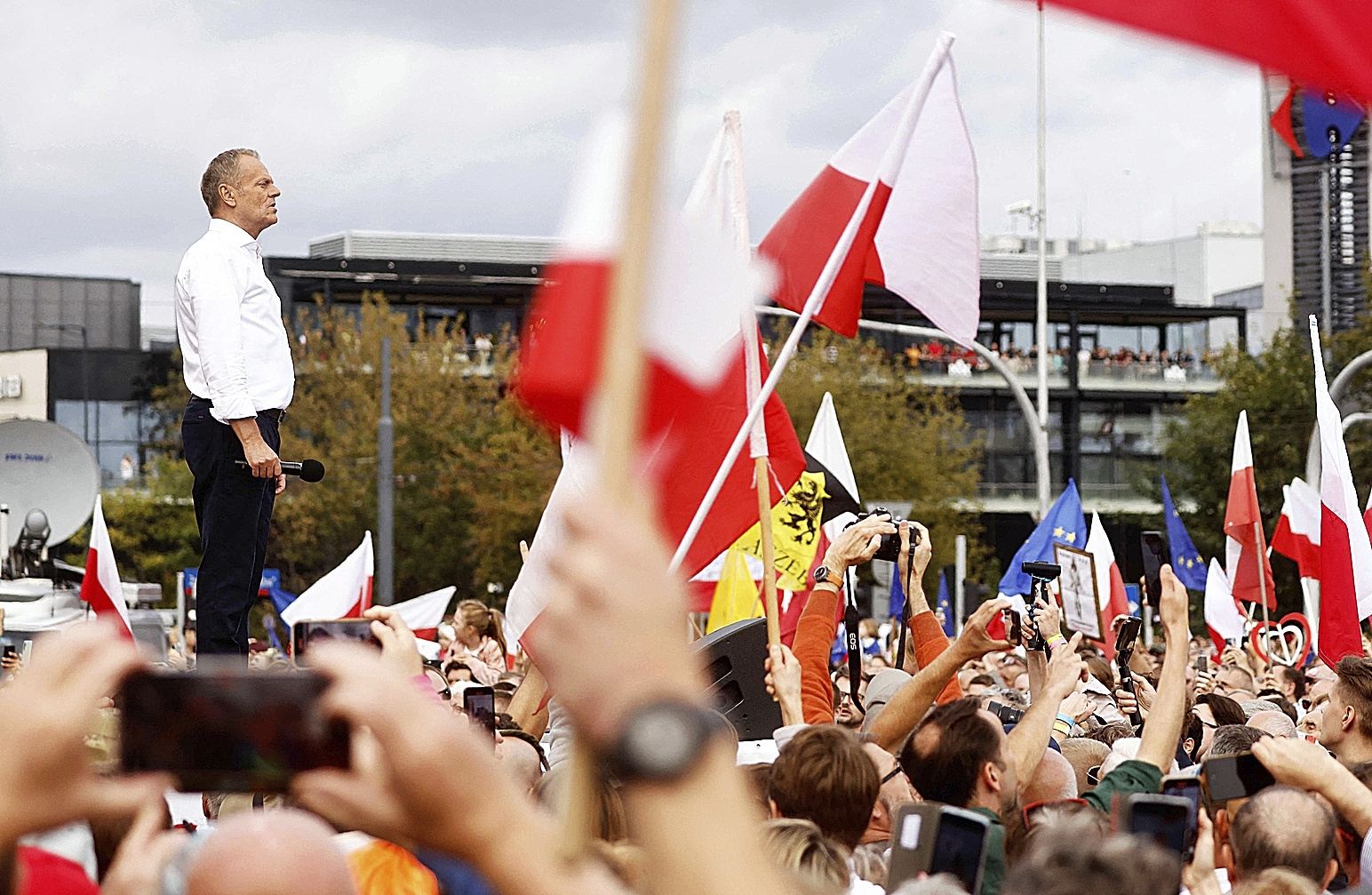 Polonia se debate entre alejarse más de Europa o volver a acercarse a la UE