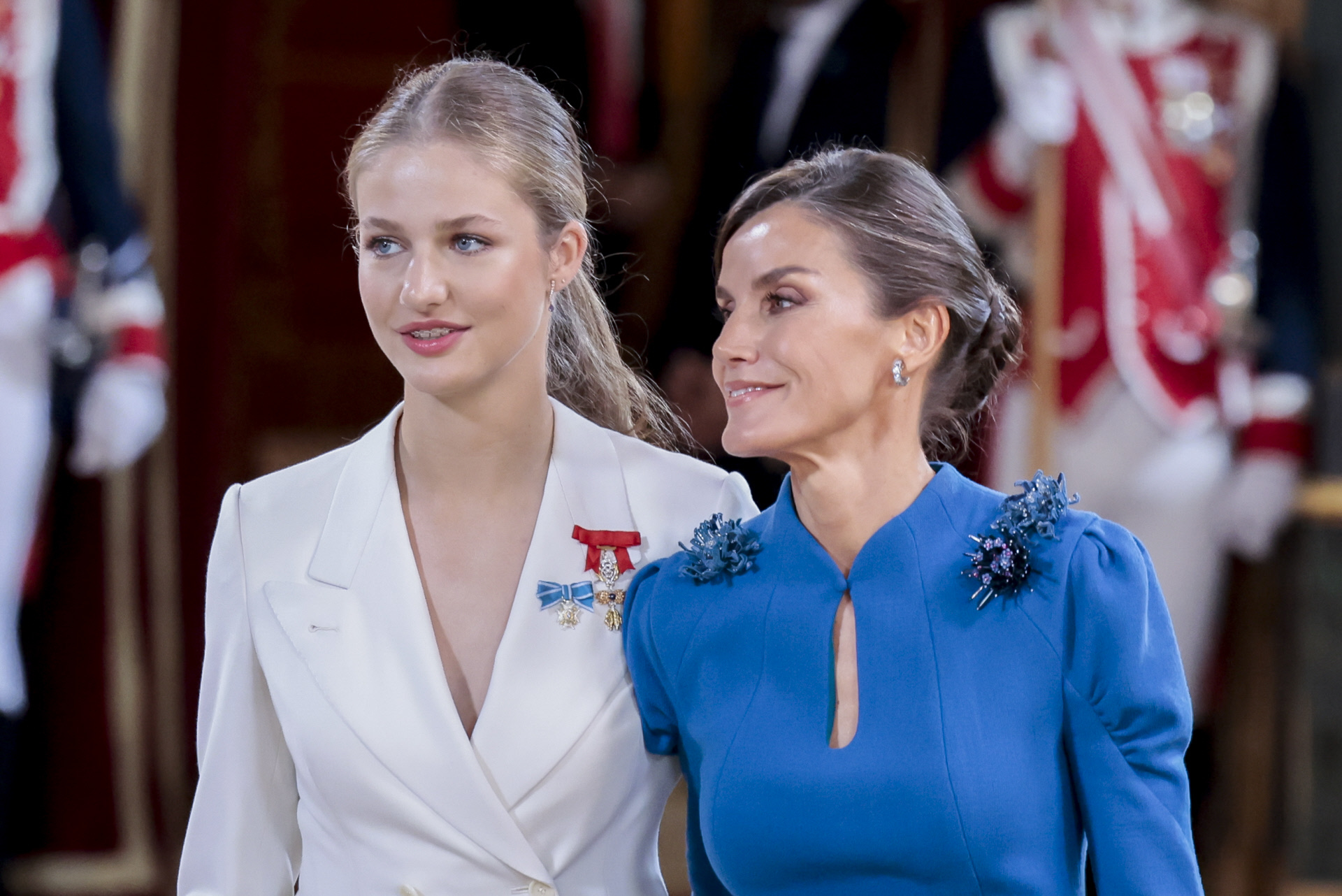 La reina Letizia, en la jura de la Constitucin de la princesa Leonor, con el modelo de Carolina Herrera que luci en Berln en 2022. Getty