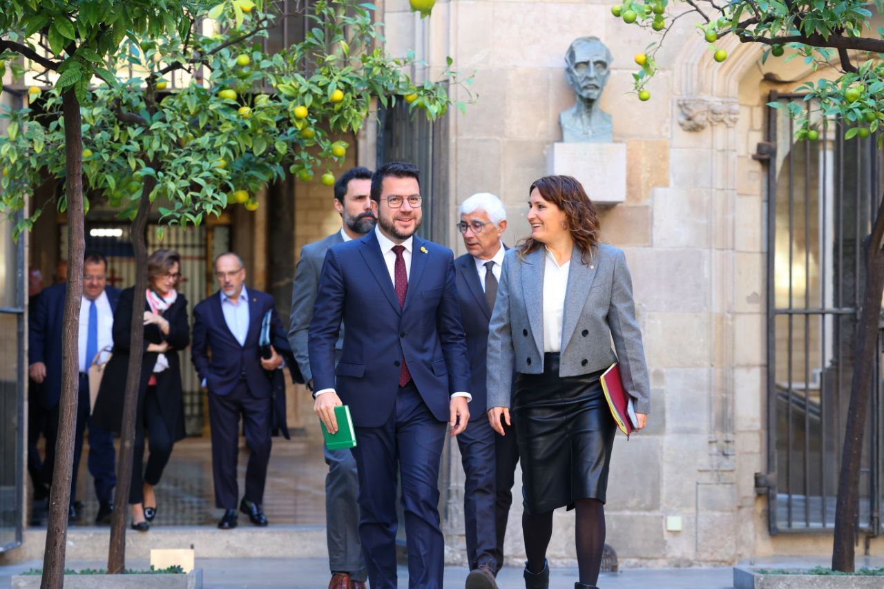 El presidente de la Generalitat, Pere Aragonès, y sus consejeros.