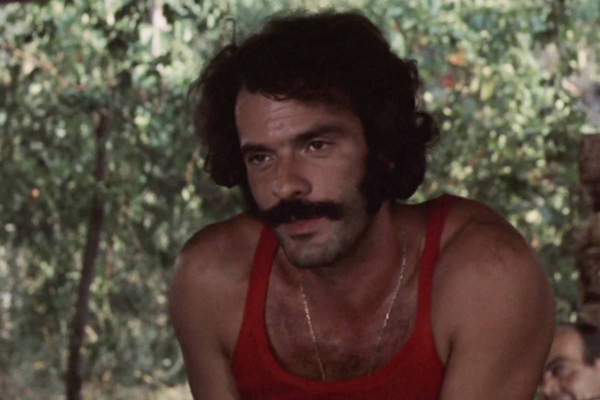 Spiros Focás, en una imagen de la película 'Basta guardarla'.