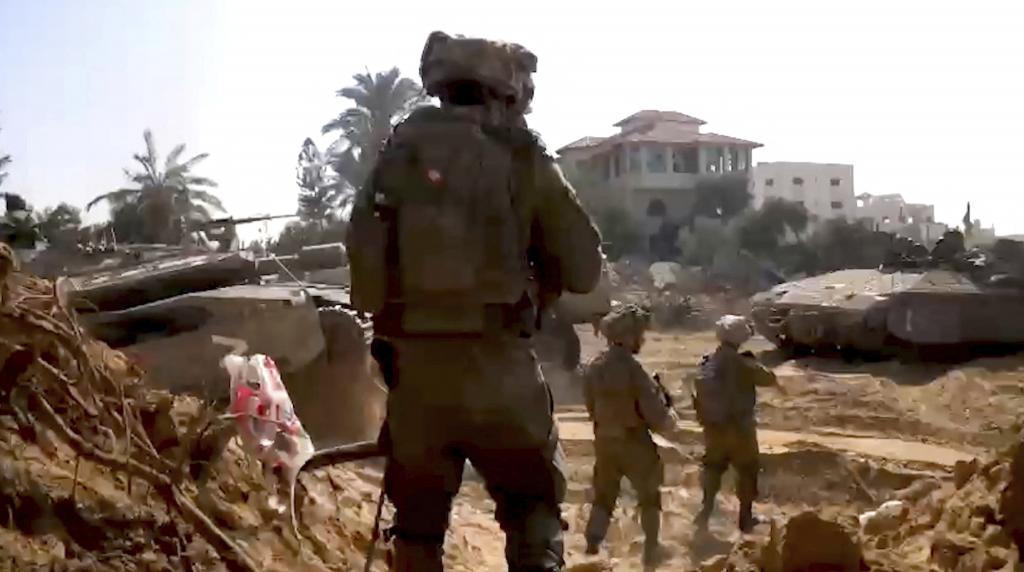 Fuerzas armadas israeles desplegadas en Gaza.