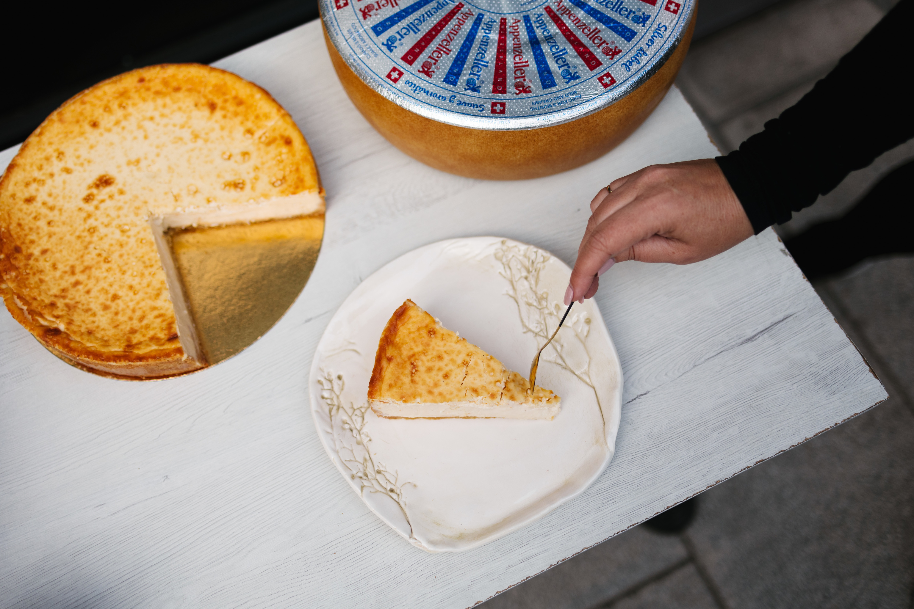 La tarta con queso suizo appenzeller podrá comprarse a partir del 28 de noviembre.