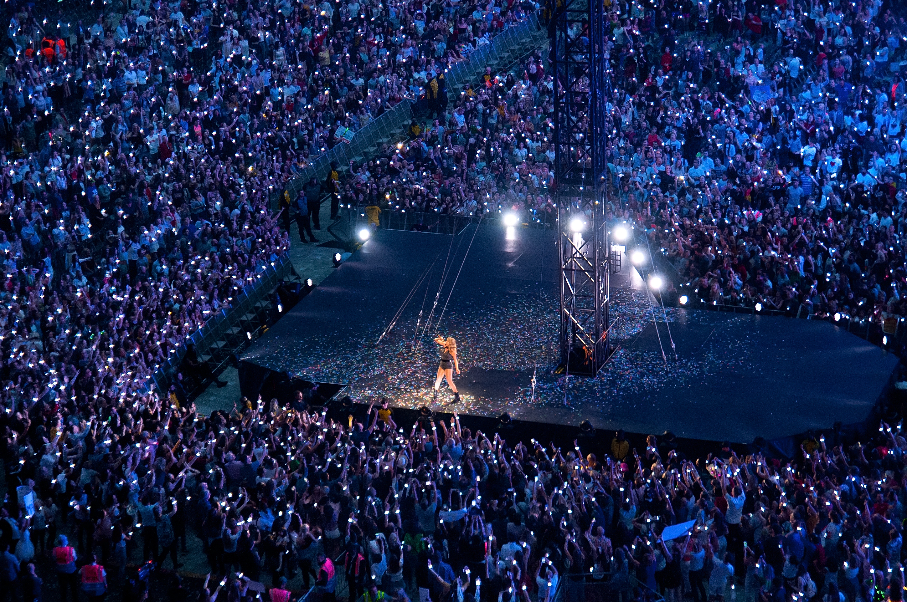 La cantante Taylor Swift durante un concierto en Londres.