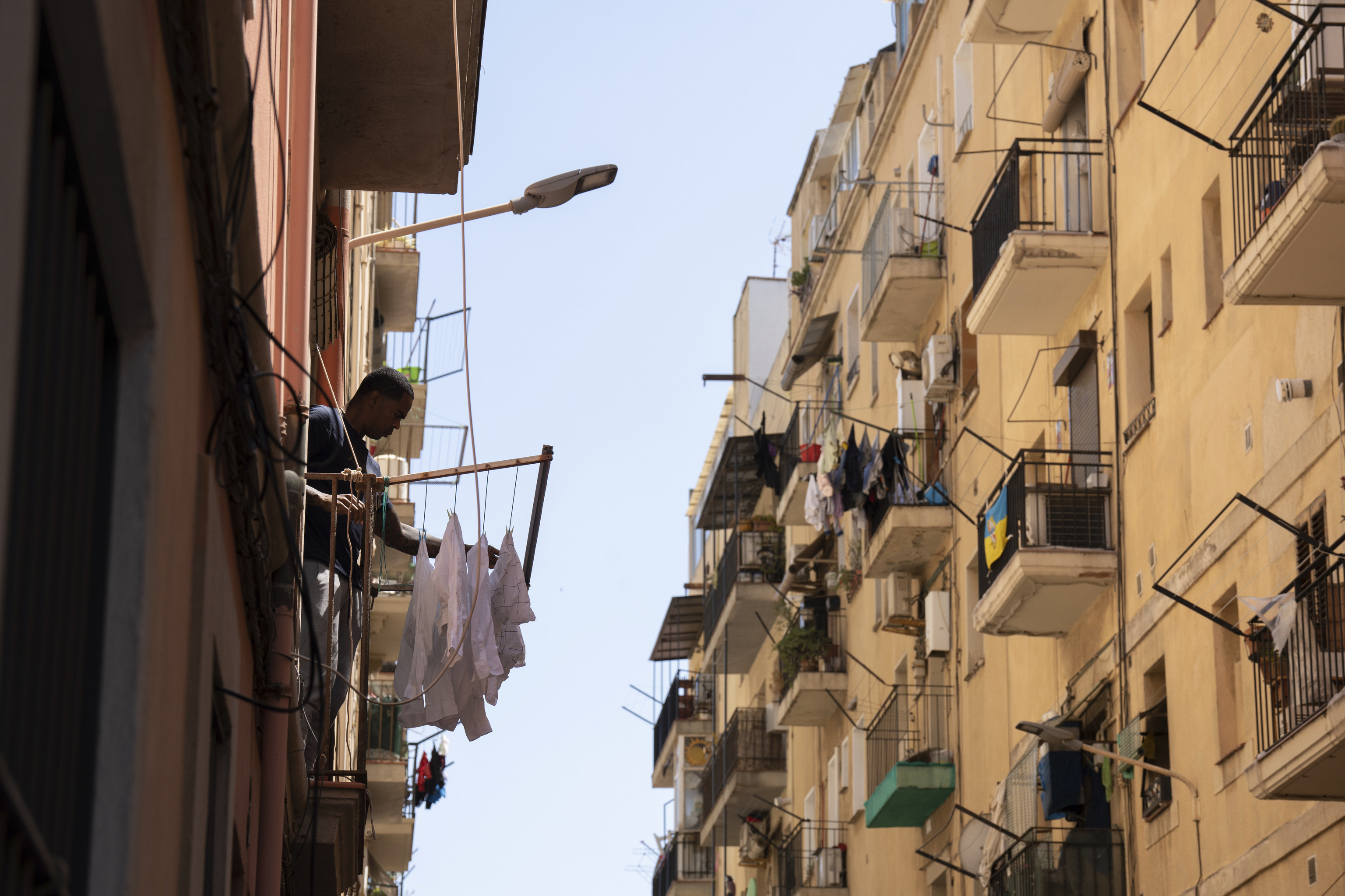 Sin ahorros, ni casa: la 'cruzada' de los jóvenes en España