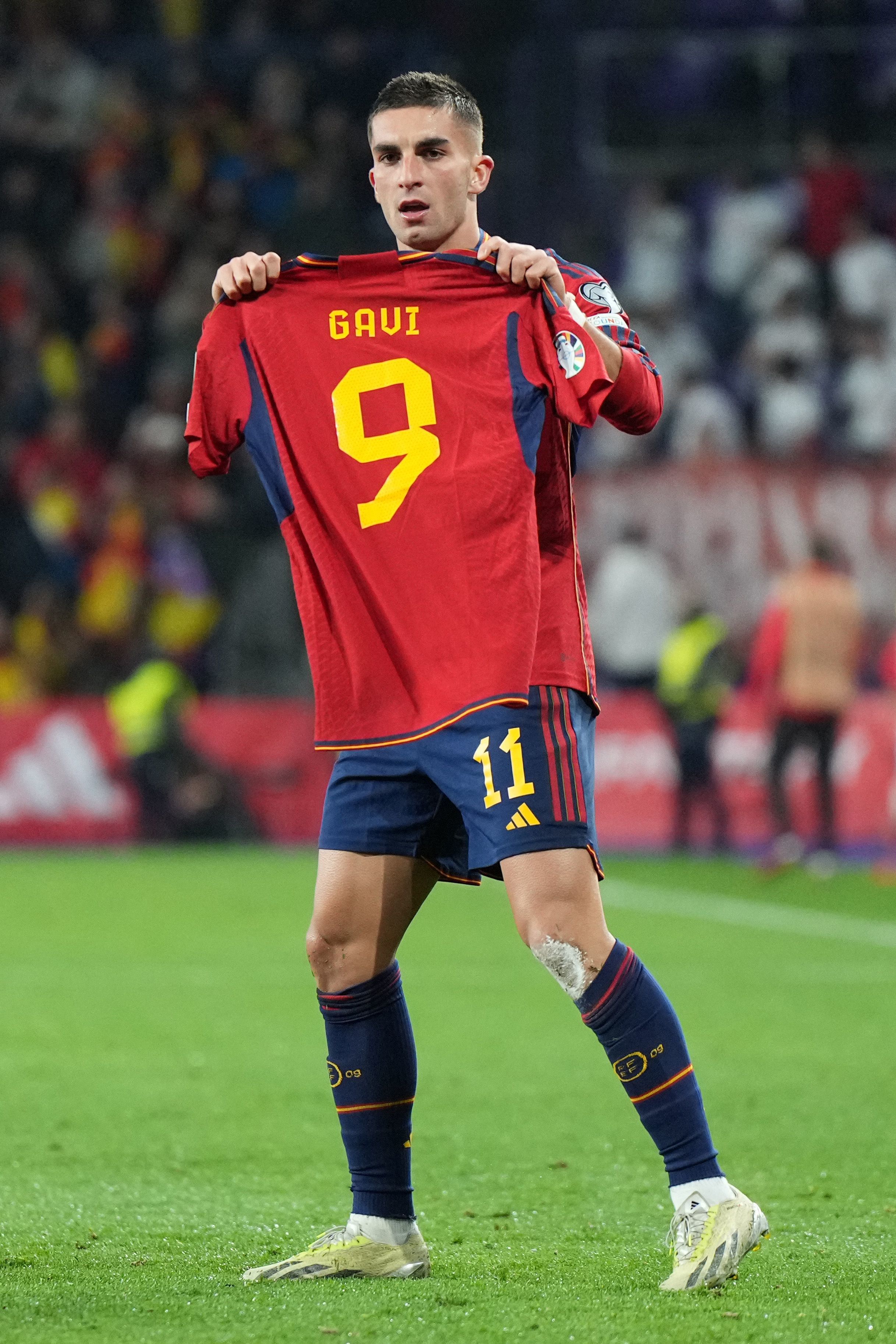 Ferran Torres dedica el gol a Gavi.