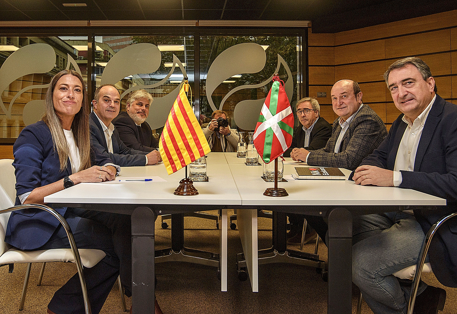 Reunin en Bilbao entre dirigentes de Junts y el PNV