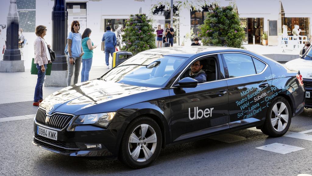 Uber se pasa al alquiler de vehículos