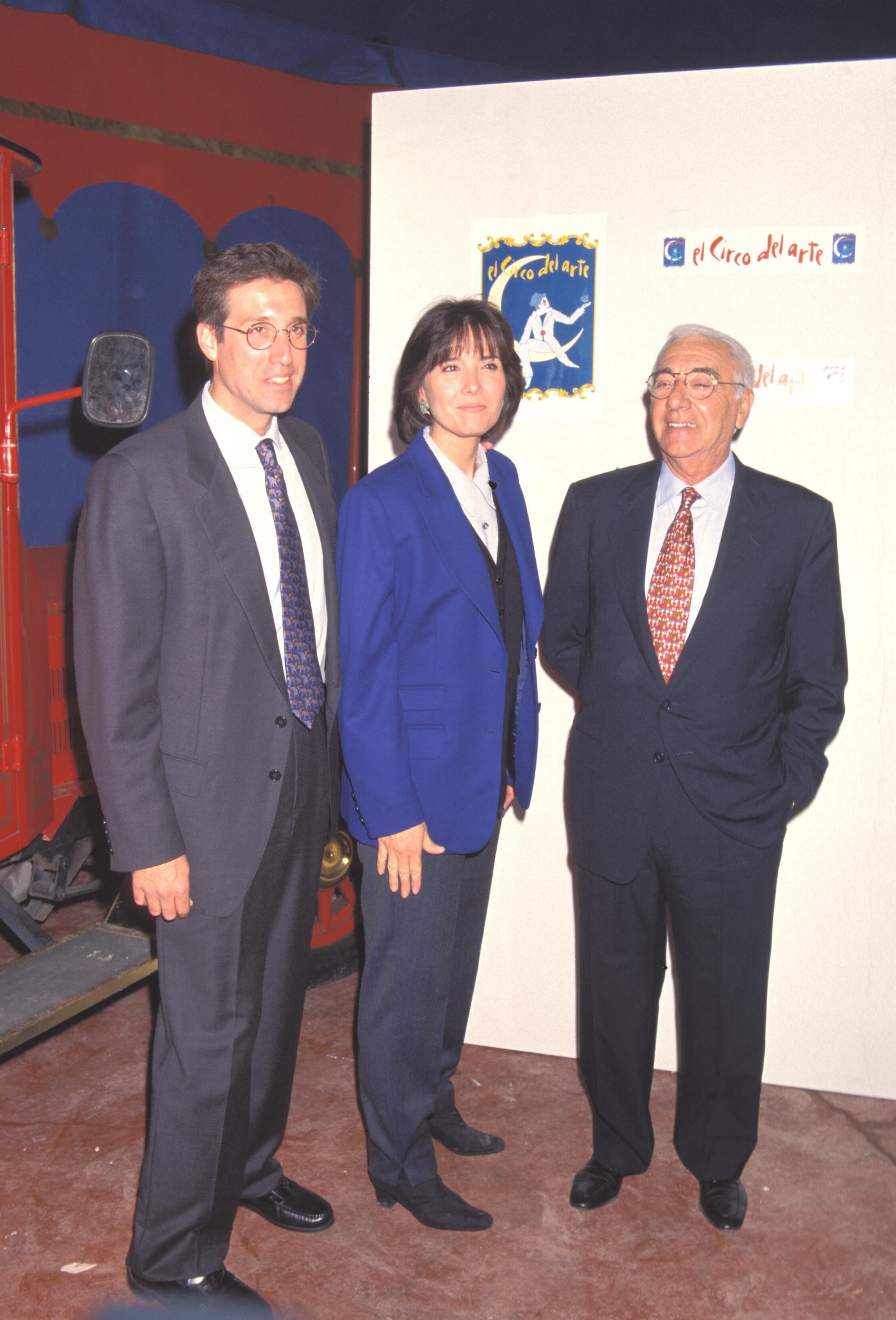 Emilio Aragón, Rita Irasema y Miliki en una imagen de 1990.