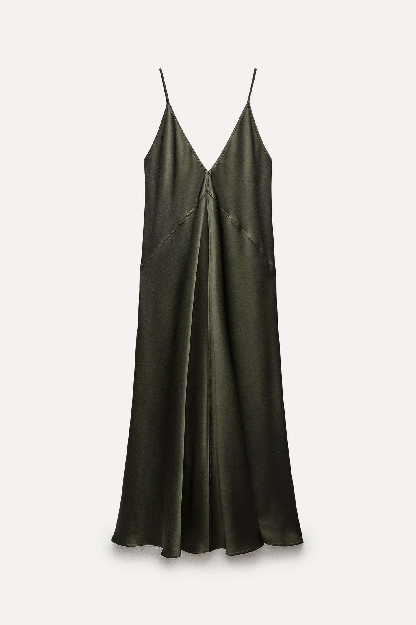 Estos son los vestidos de Zara de nueva temporada: midi lencero