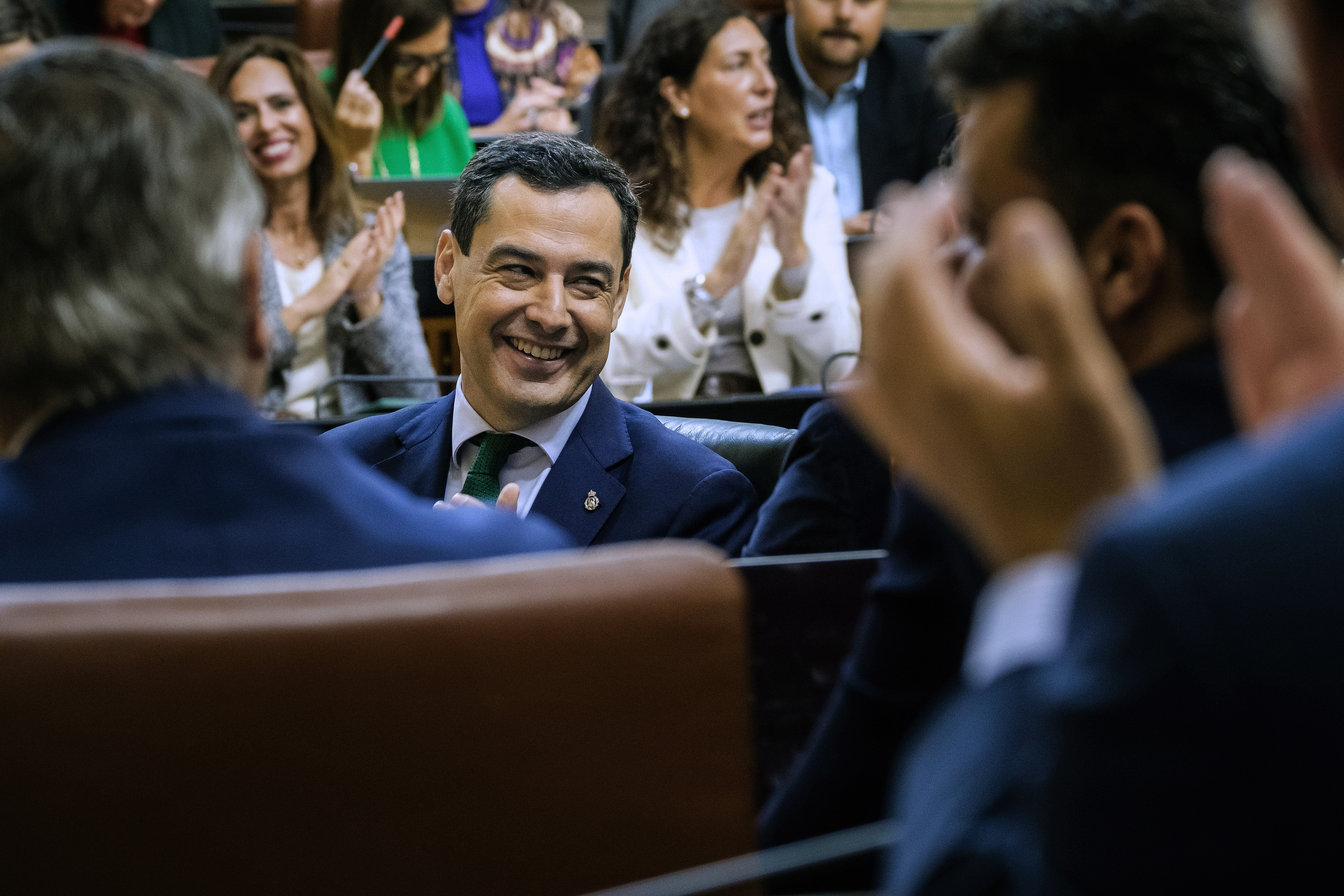 El presidente de la Junta, Juanma Moreno, en la sesin plenaria celebrada este jueves.