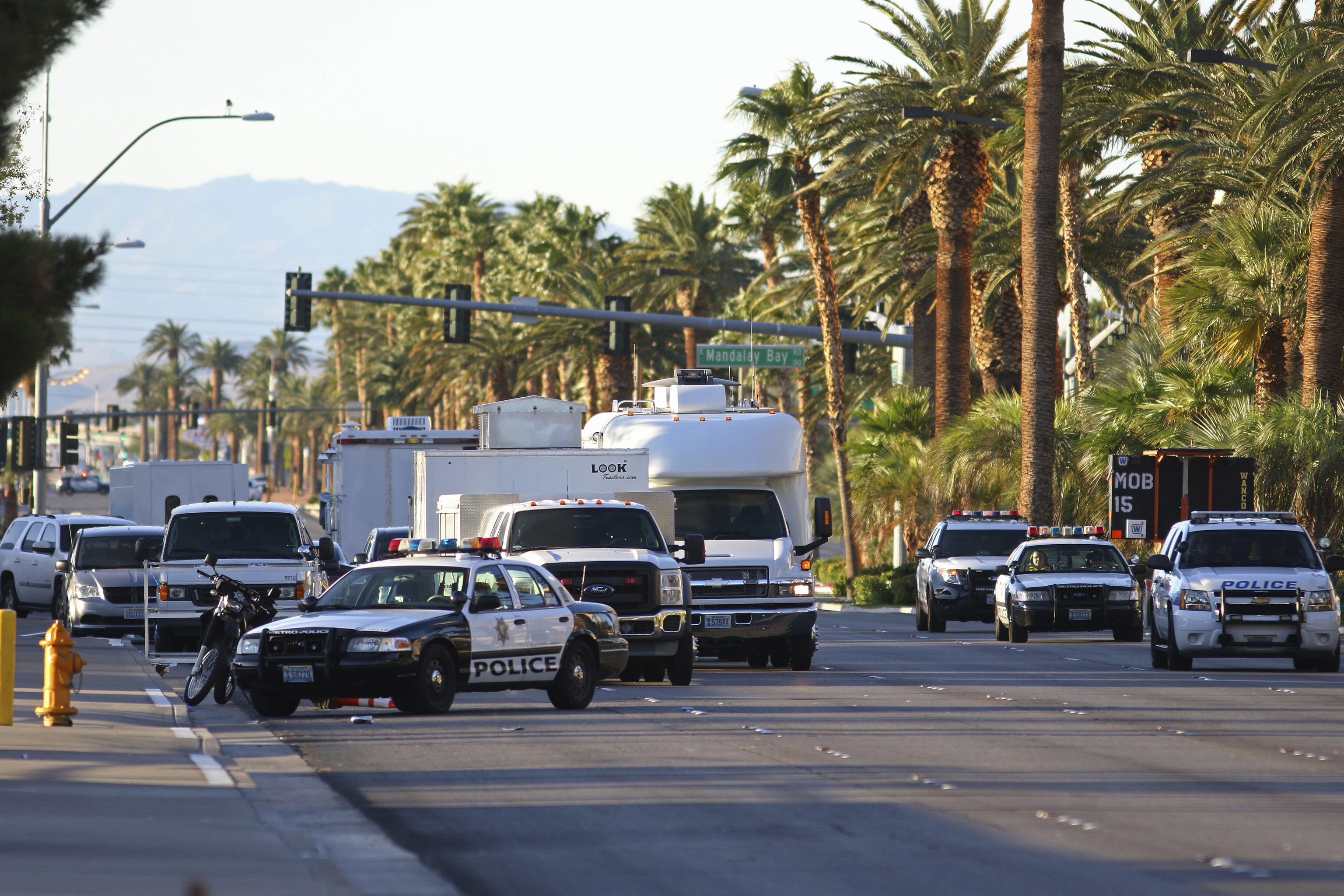 Policía de Las Vegas en un control en el centro de la ciudad