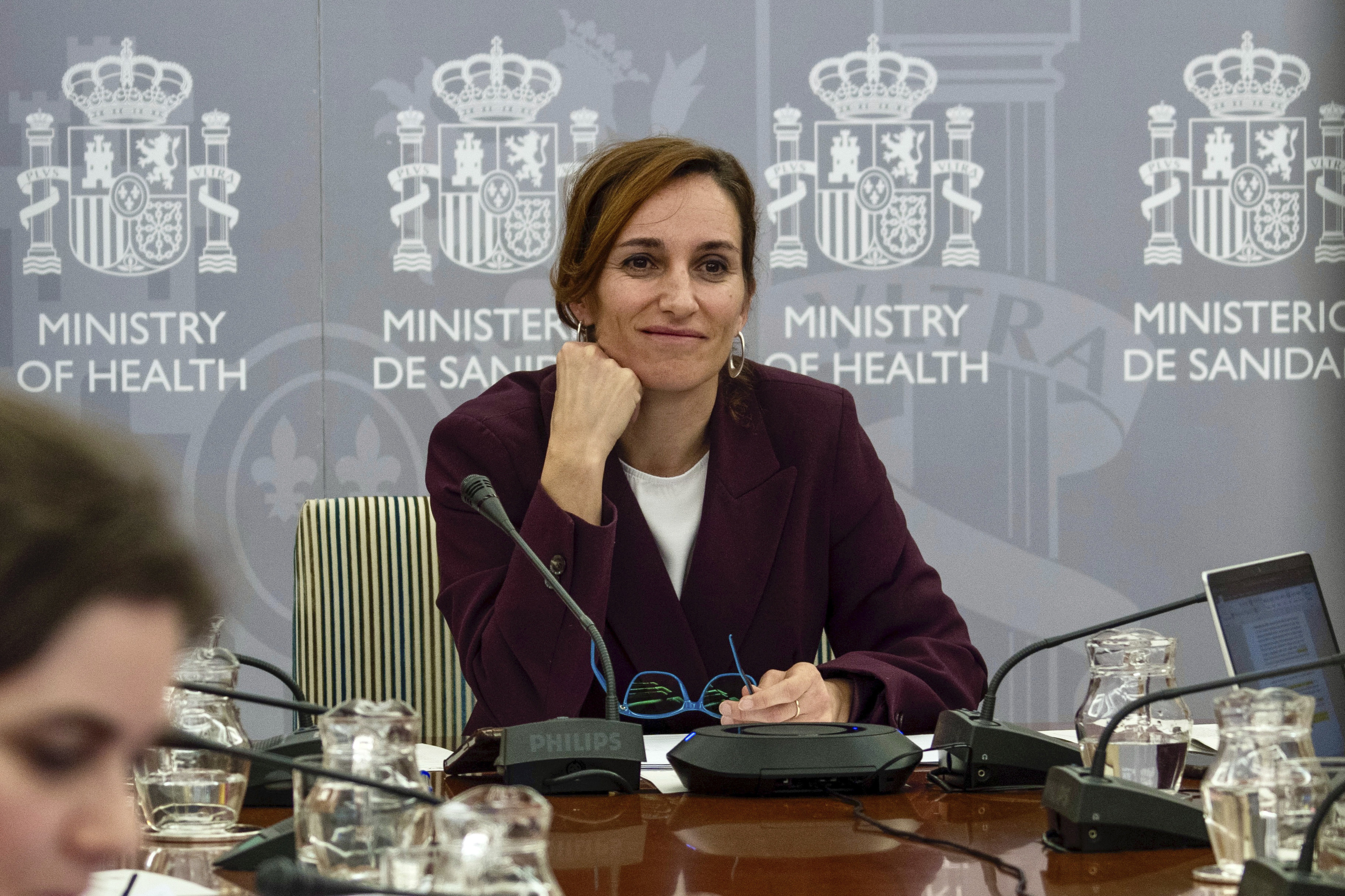 La ministra de Sanidad, Mónica García, durante el primer Consejo Interterritorial telemático que ha presidido.