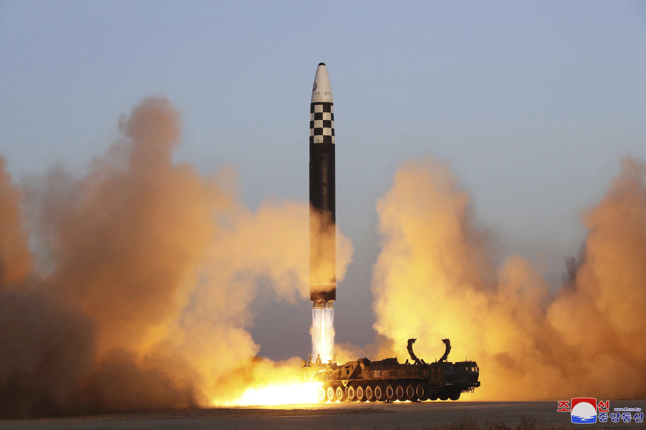 Misil balstico intercontinental lanzado por Corea del Norte