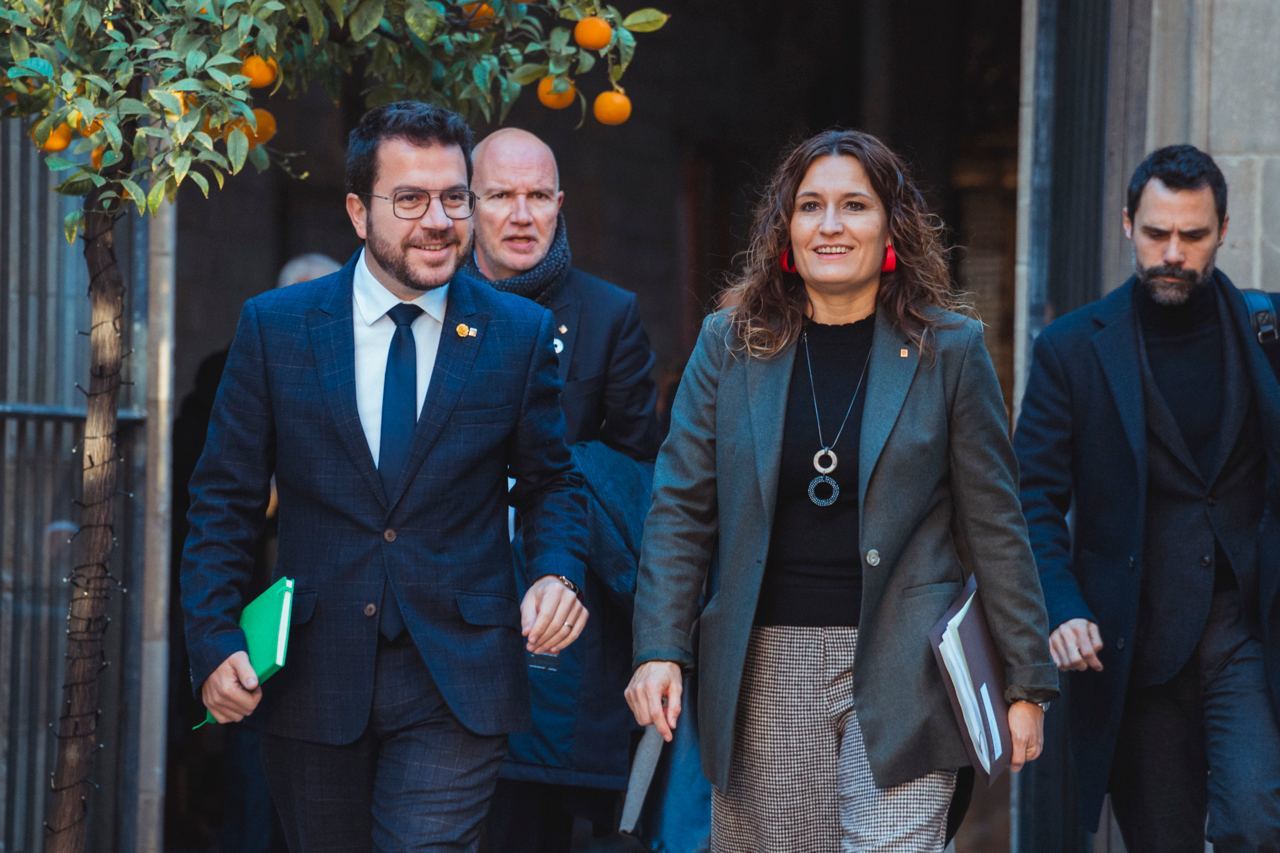 El presidente cataln, Pere Aragons, y la consejera Laura Vilagr.