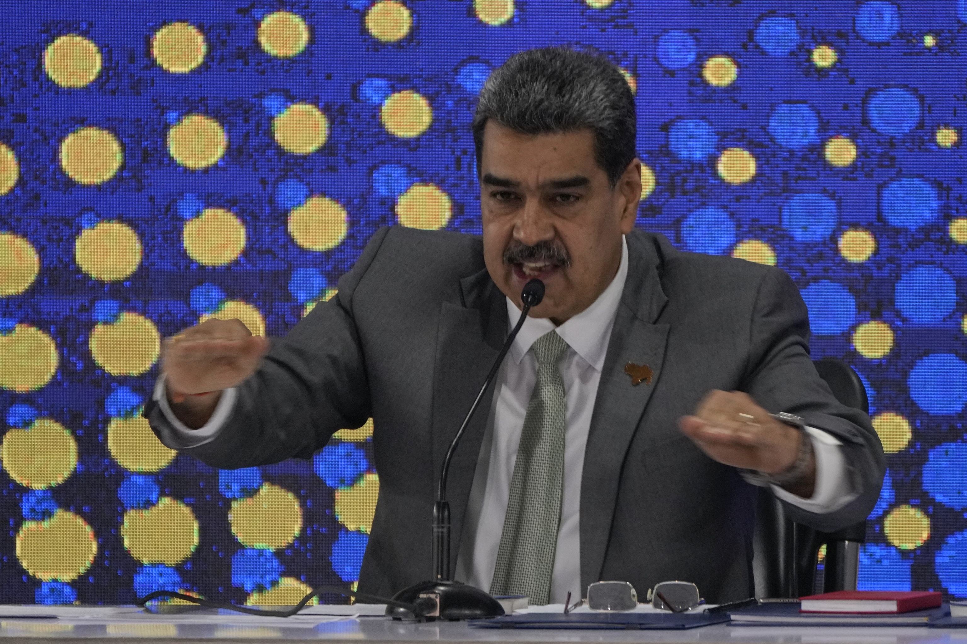 Canje múltiple de presos entre Estados Unidos y Nicolás Maduro