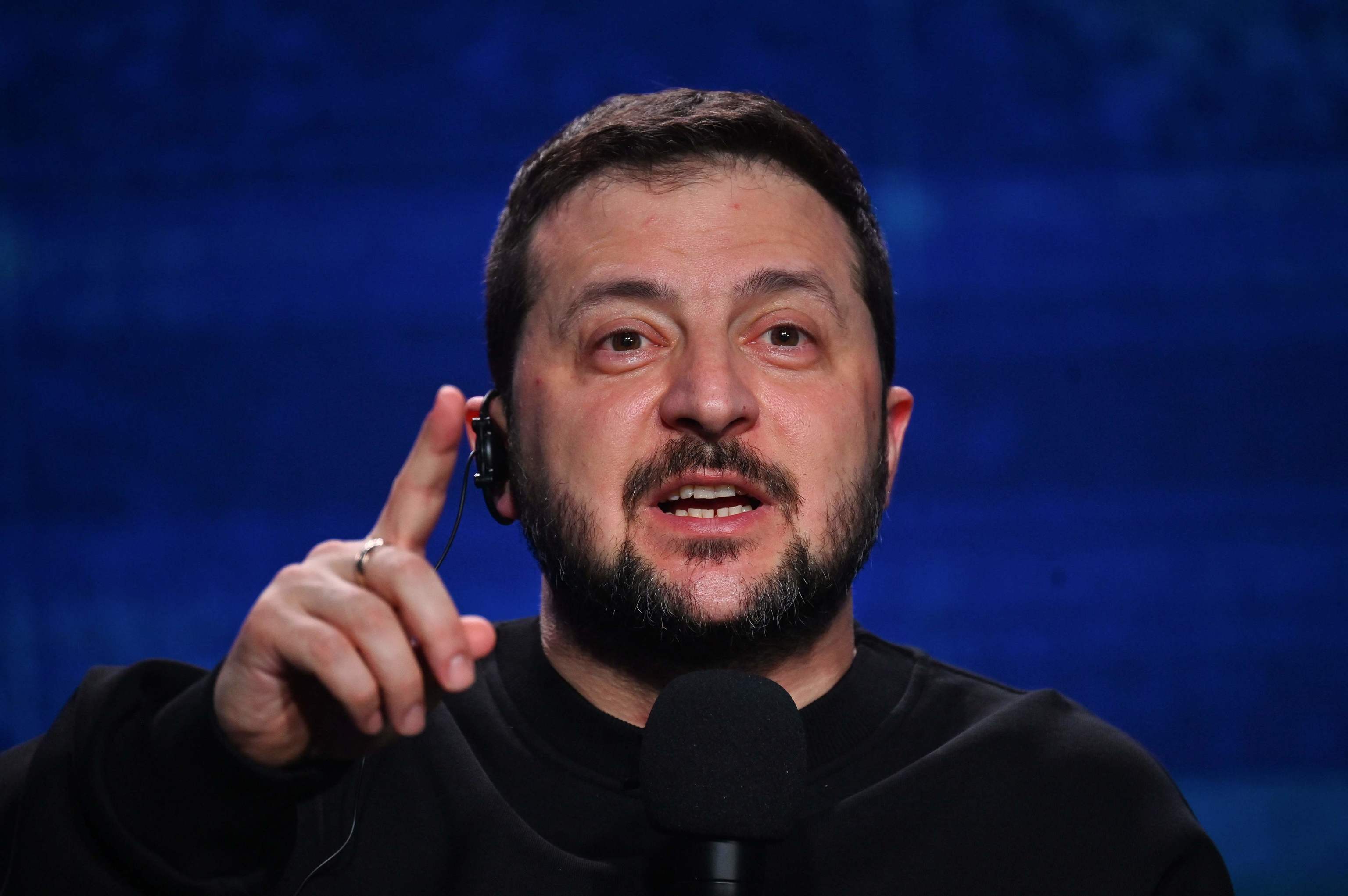 Başkan Zelensky’nin iç cepheleri: General Zaluzhni’den Poroshenko’ya