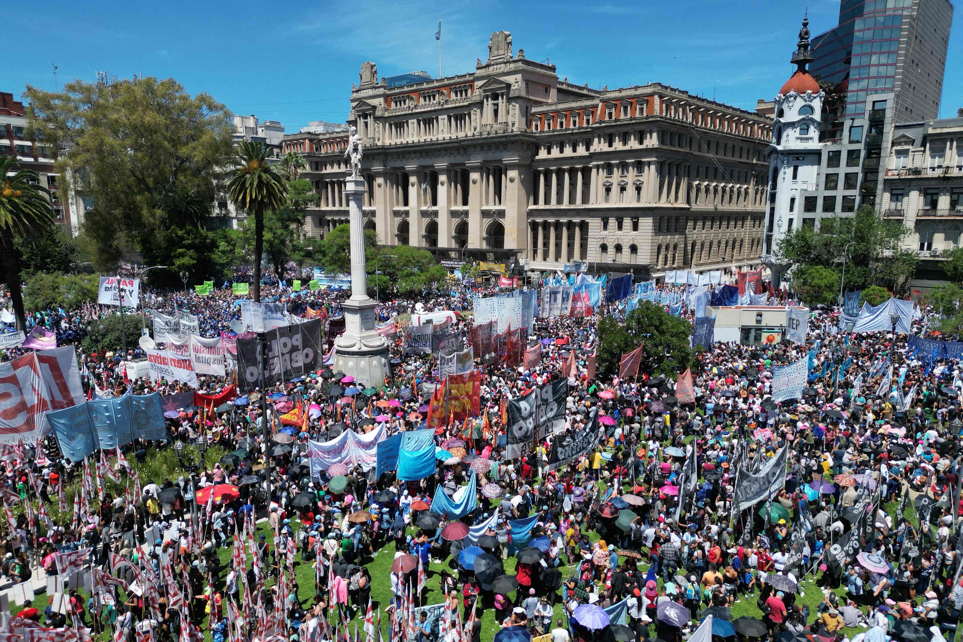 América Latina: de la polarización a los proyectos nacionales