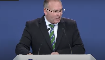 PP, yasadışı referandumu teşvik eden veya bağımsızlık ilan eden partilerin “kapatılmasını” öneriyor