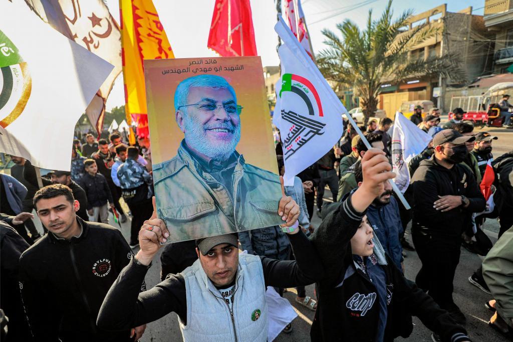 Marcha en Bagdad en memoria de un comandante de la milicia muerto en un ataque de EEUU en 2020