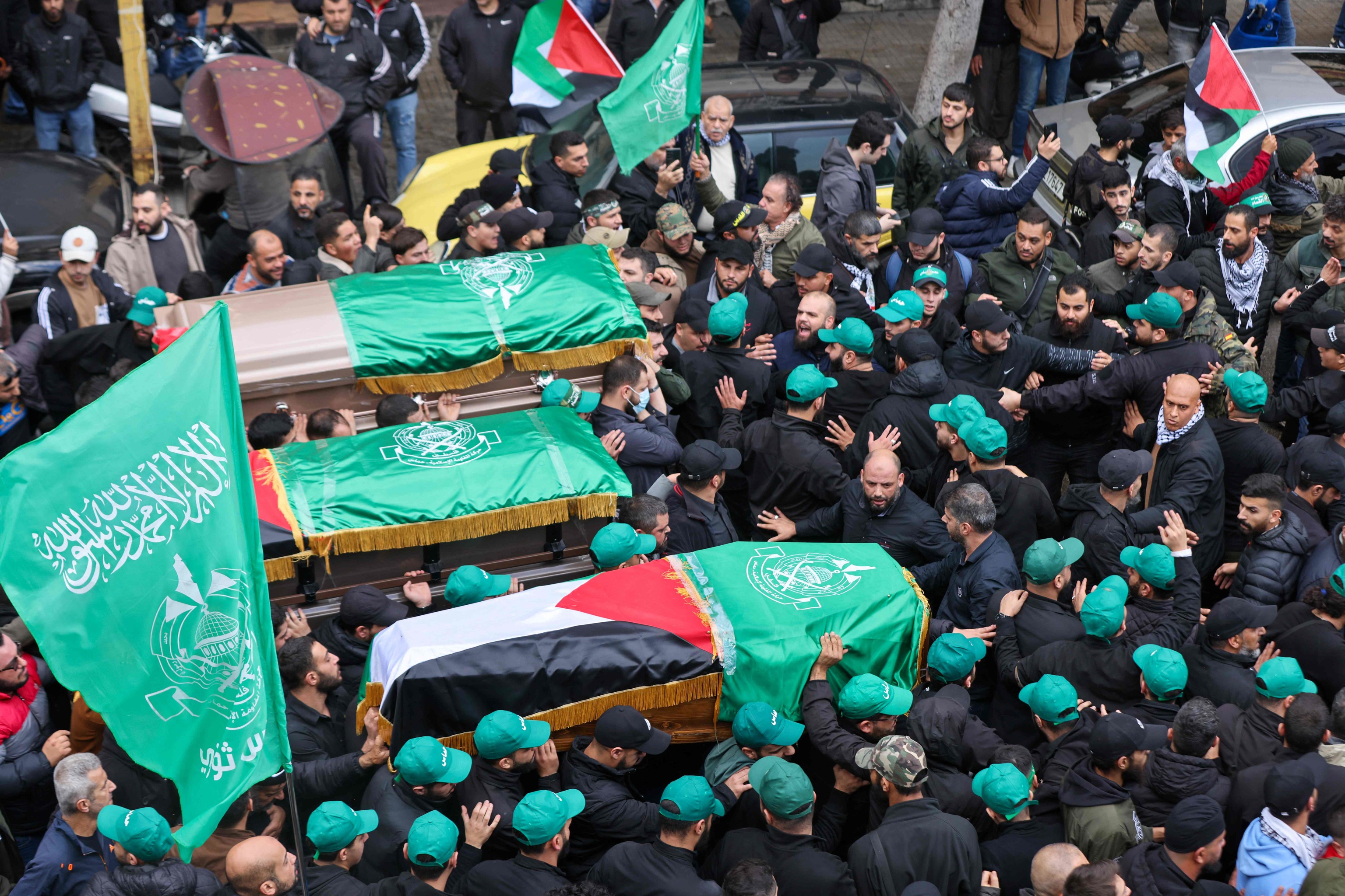 Funeral de Saleh al Arouri y las dems vctimas del ataque contra la oficina de Hamas en Beirut.