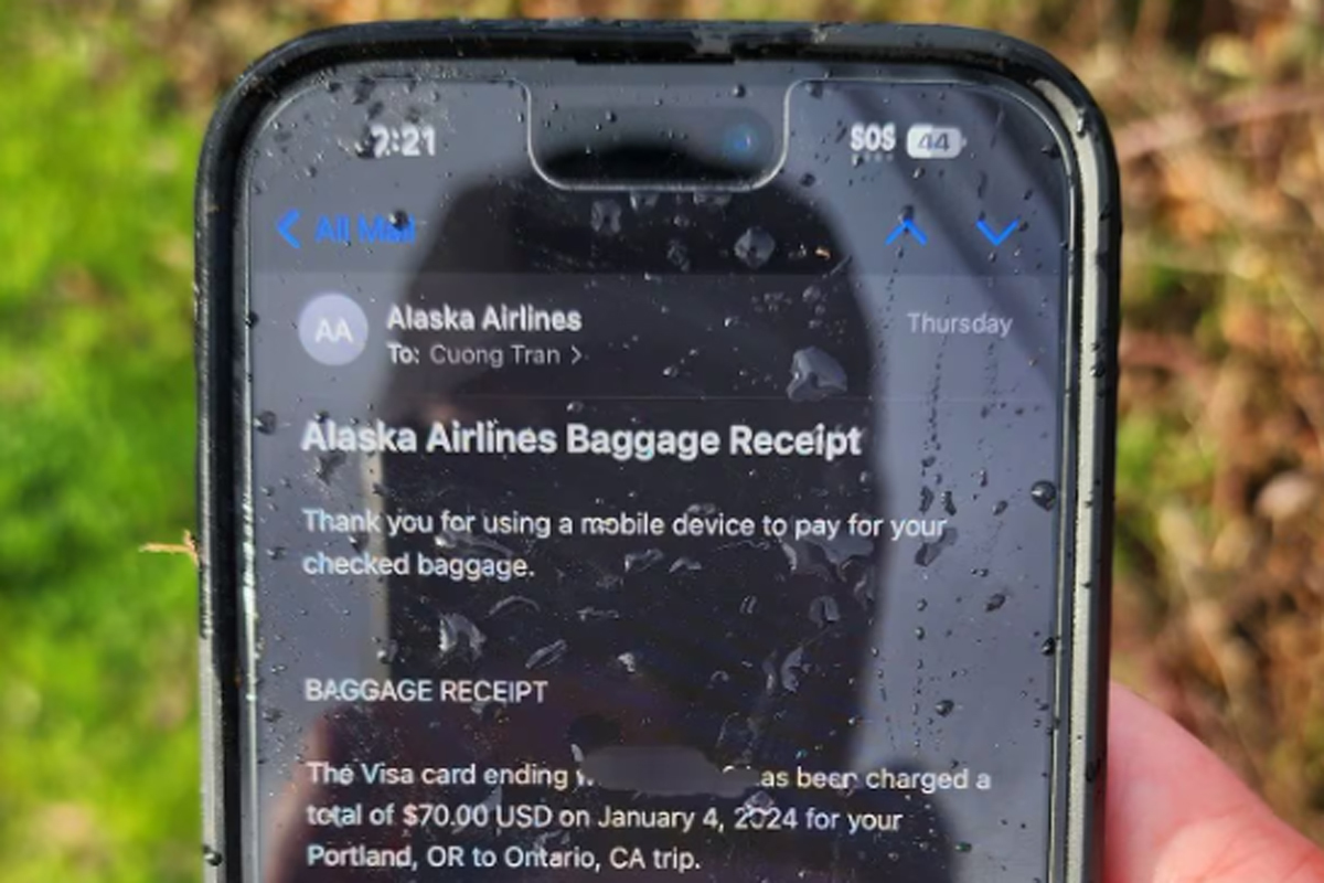 El iPhone encontrado tras la caída de 5.000 metros.