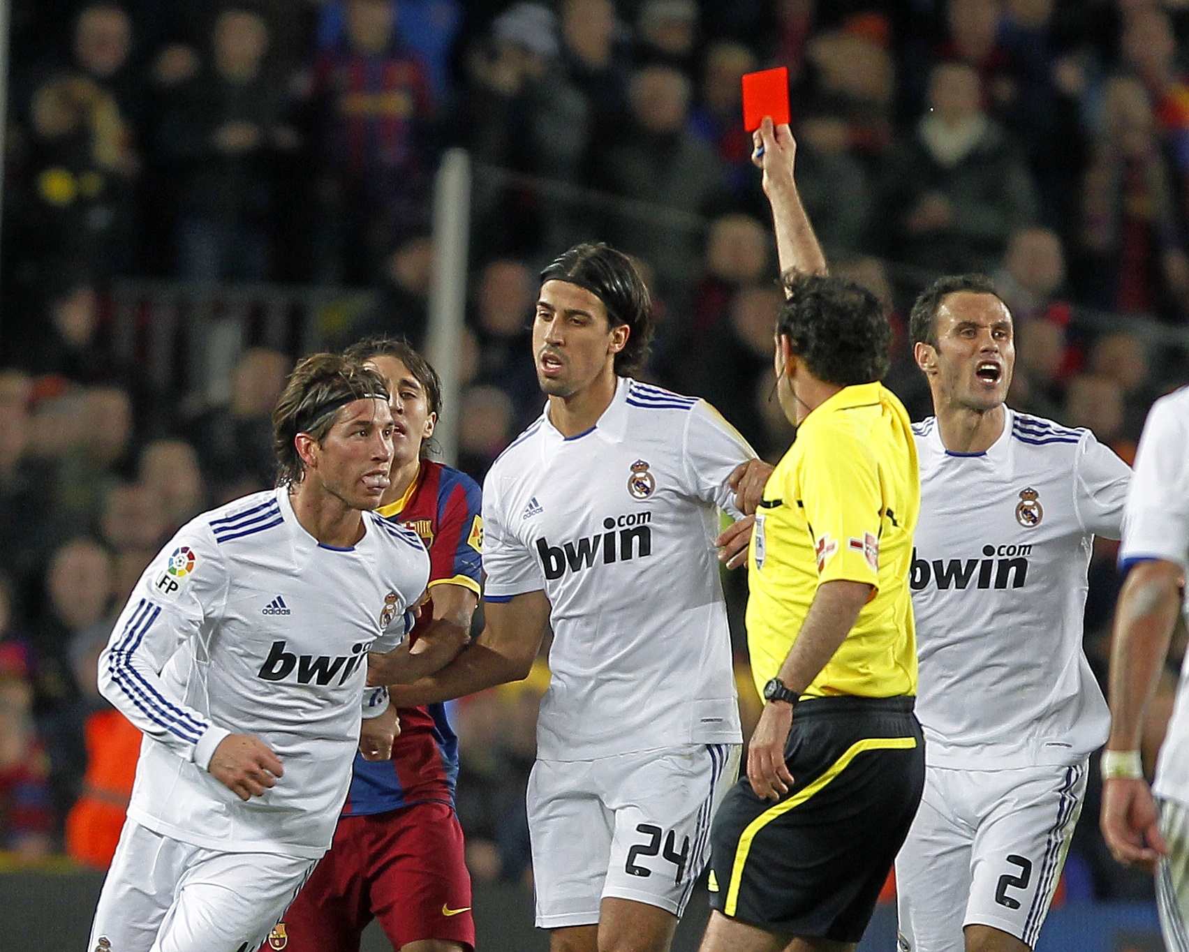 Iturralde expulsa a Sergio Ramos el da del 5-0, el 29 de noviembre de 2010.