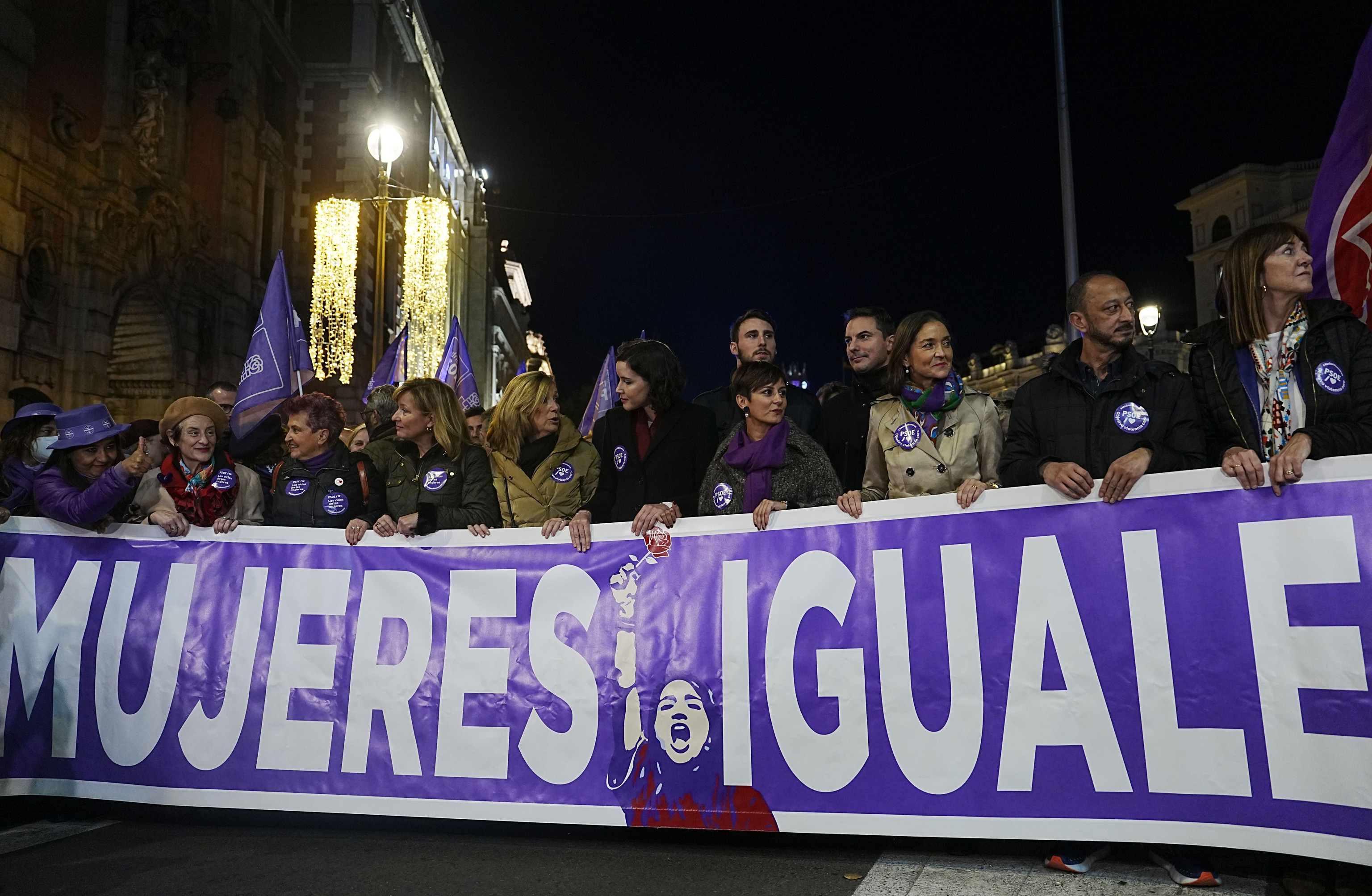 Cabecera manifestación contra la violencia machista, en noviembre de 2022 en Madrid.