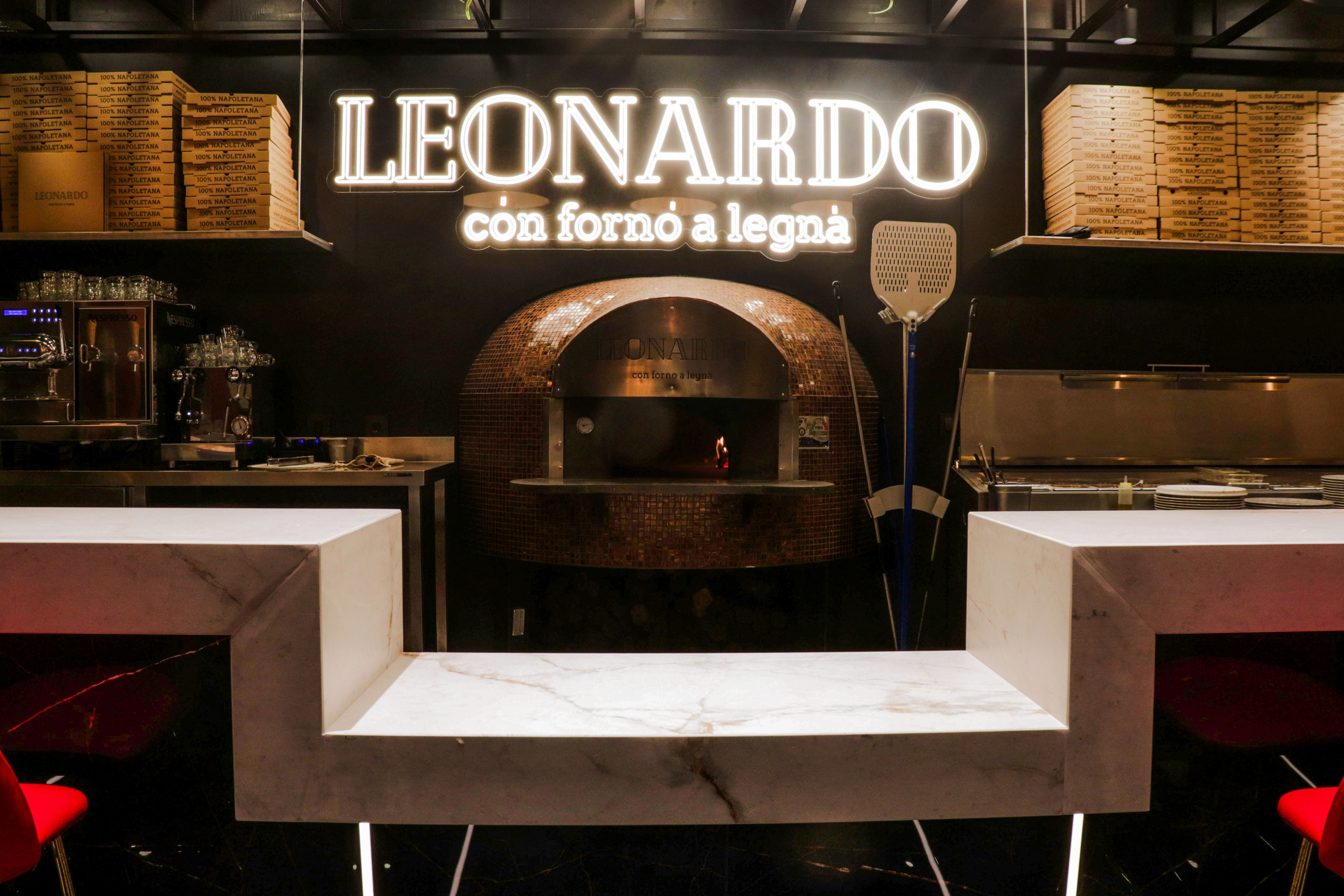 El horno de leña de Leonardo.