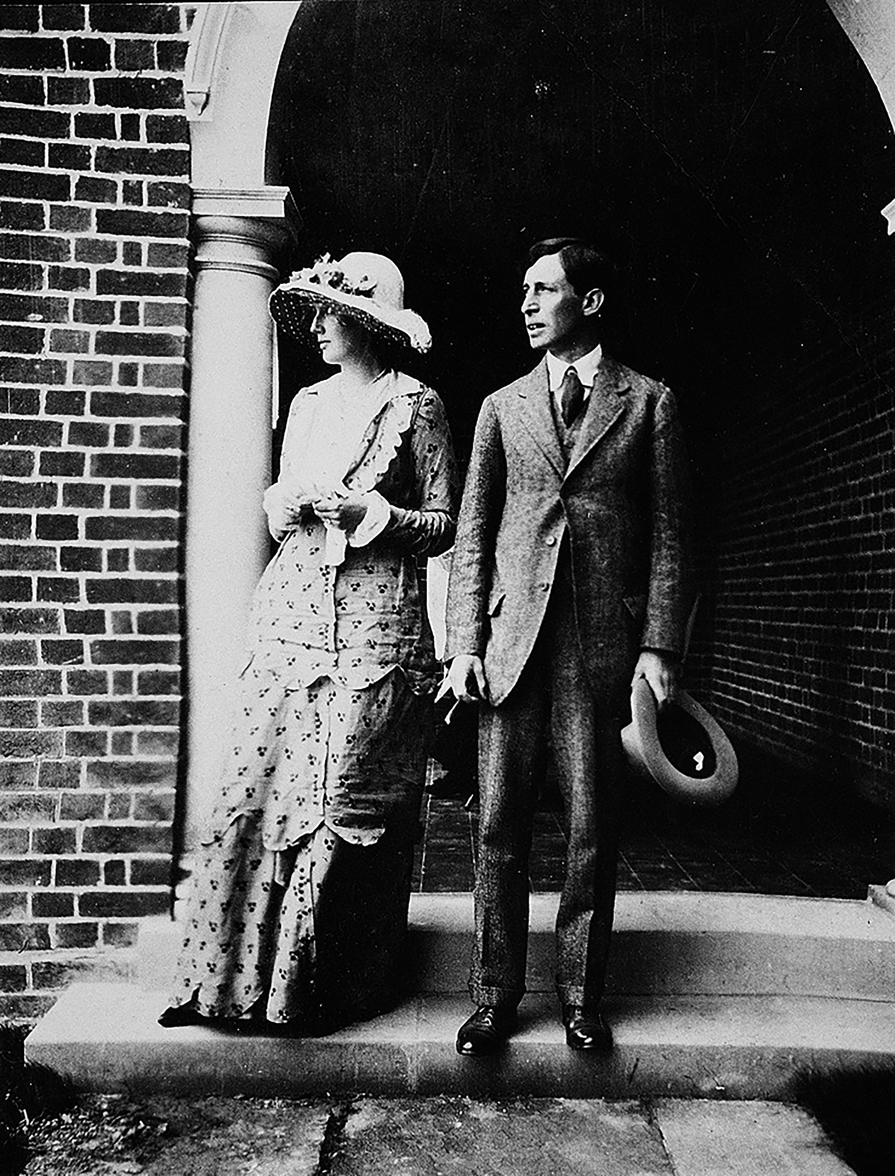 Virginia y Leonard en 1912, un mes antes de casarse.