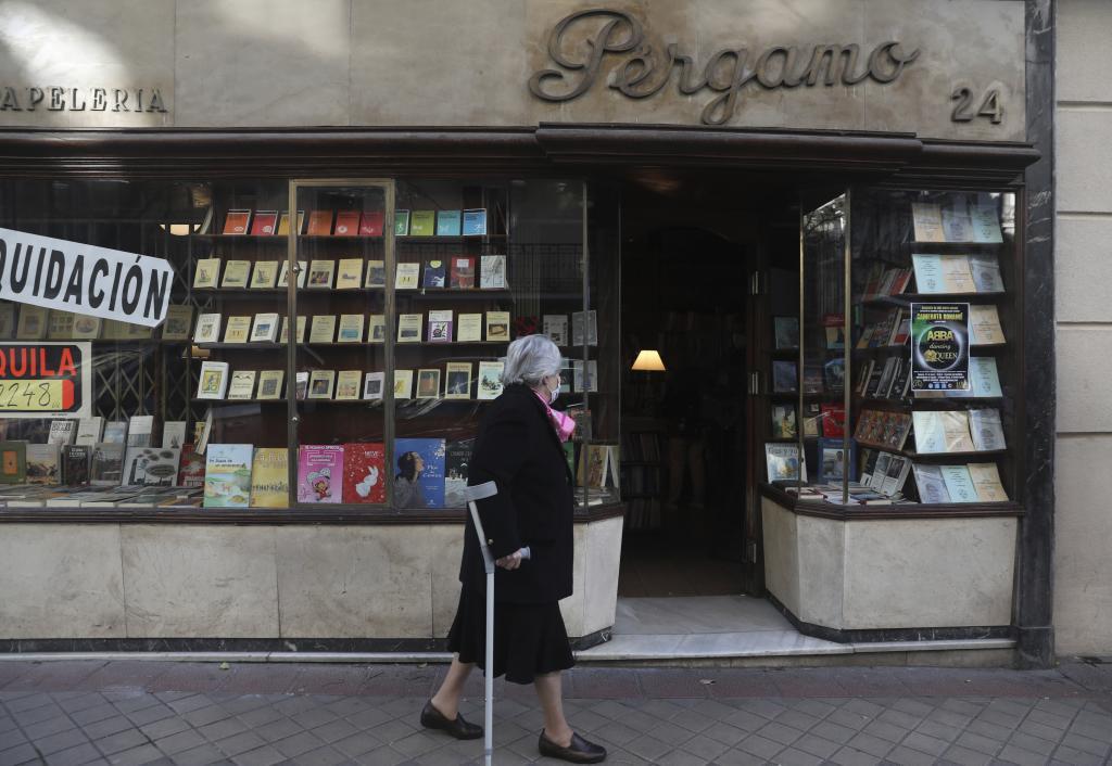 La librería Pérgamo de Madrid, en liquidación.