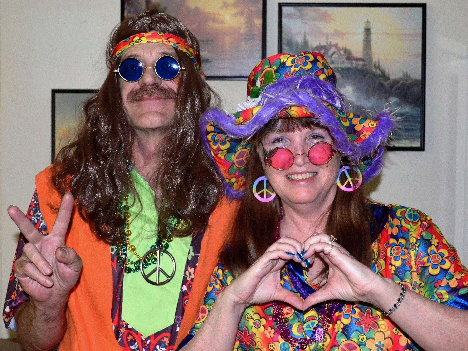 Carnaval 2024: Cómo hacer disfraces caseros de hippie, de pirata, de  bebé
