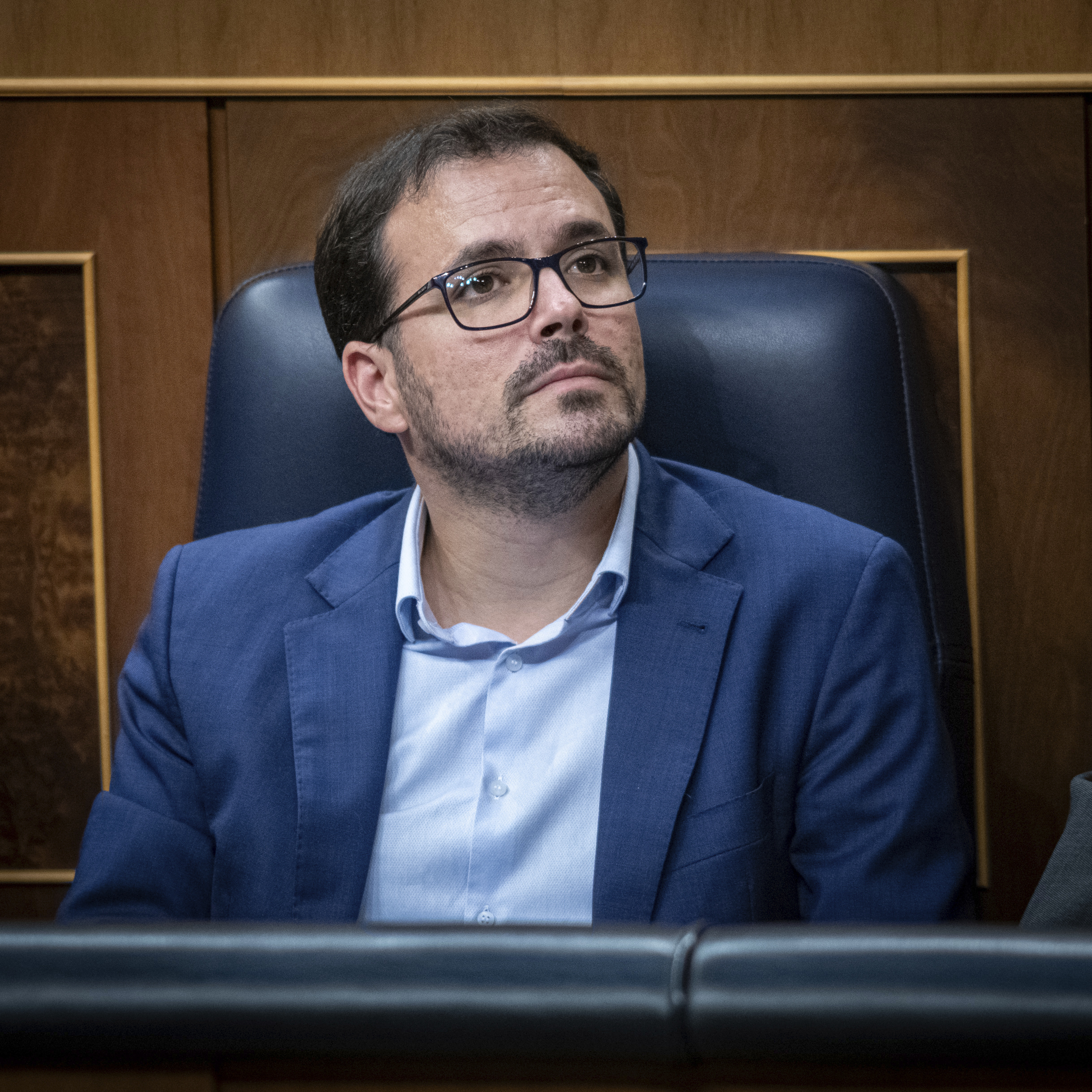El exministro Alberto Garzón ficha por la consultora de Pepe Blanco tres meses después de salir del Gobierno