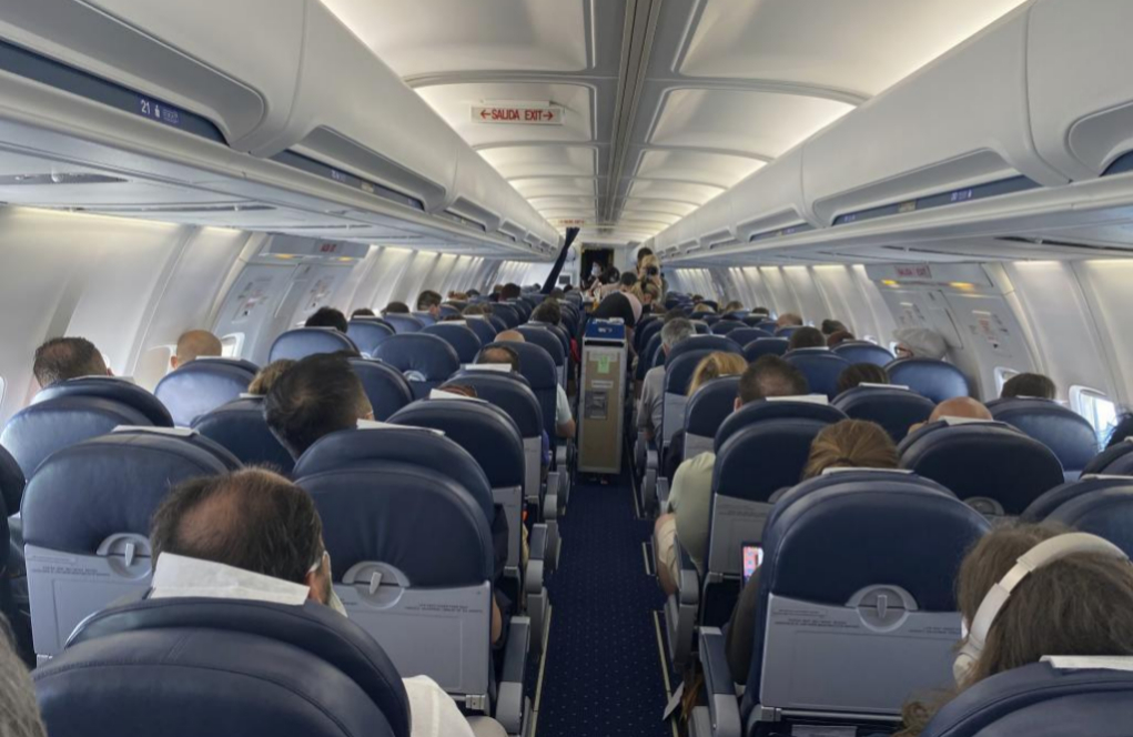 La Eurocámara estudiará los asientos aleatorios en los vuelos tras la queja de un español