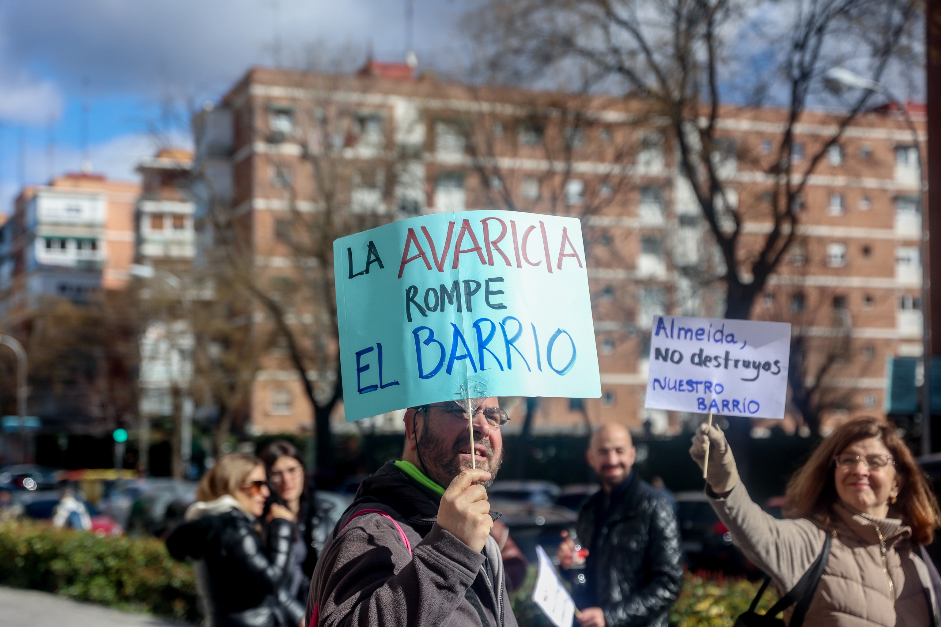 Manifestación en Madrid contra la recalificación de la Ermita del Santo.