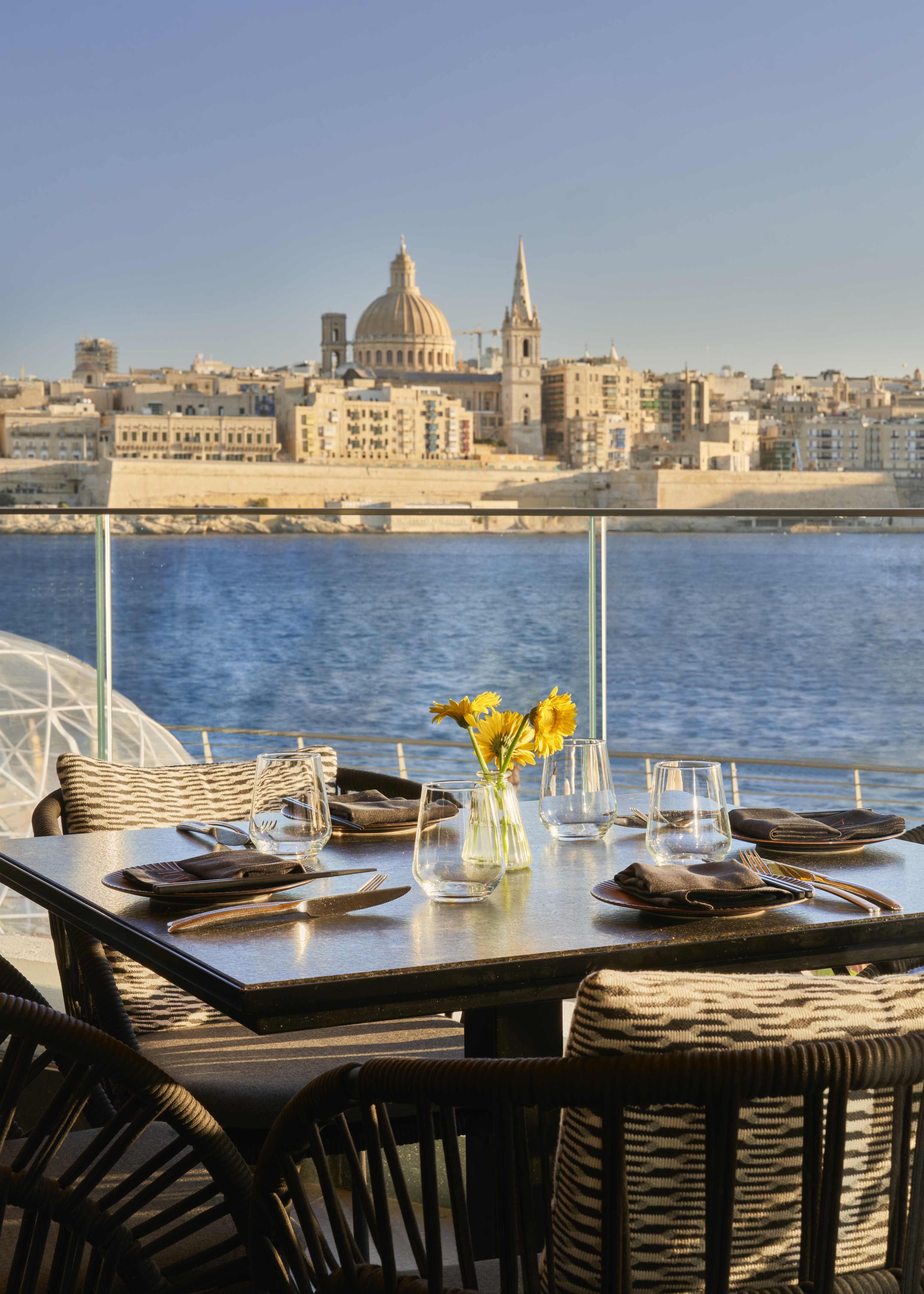 El hotel Barcel Fortina Malta  con magnficas vistas a la ciudad fortificada de La Valeta.