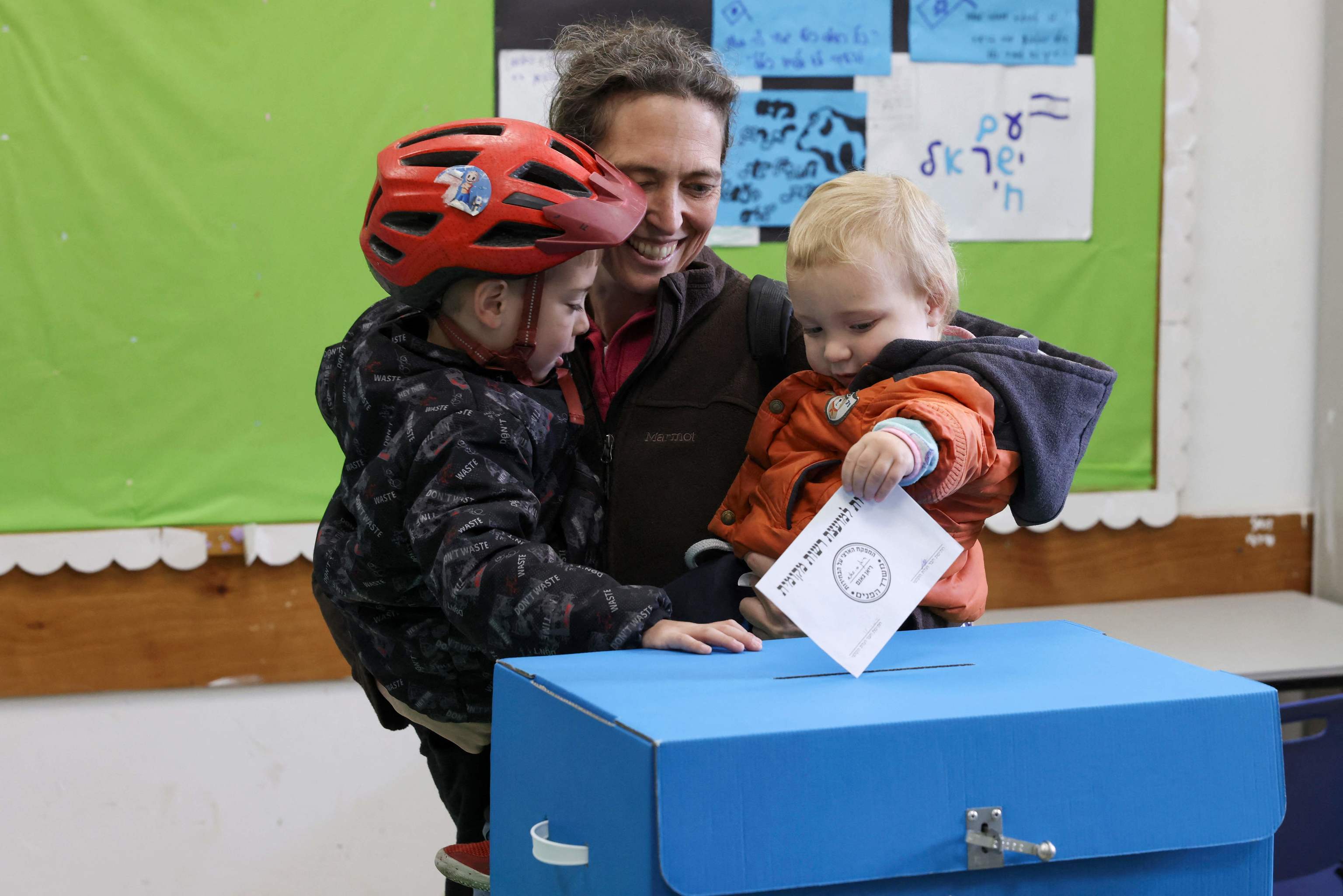 Israel vota en unas elecciones municipales bajo la sombra de la guerra