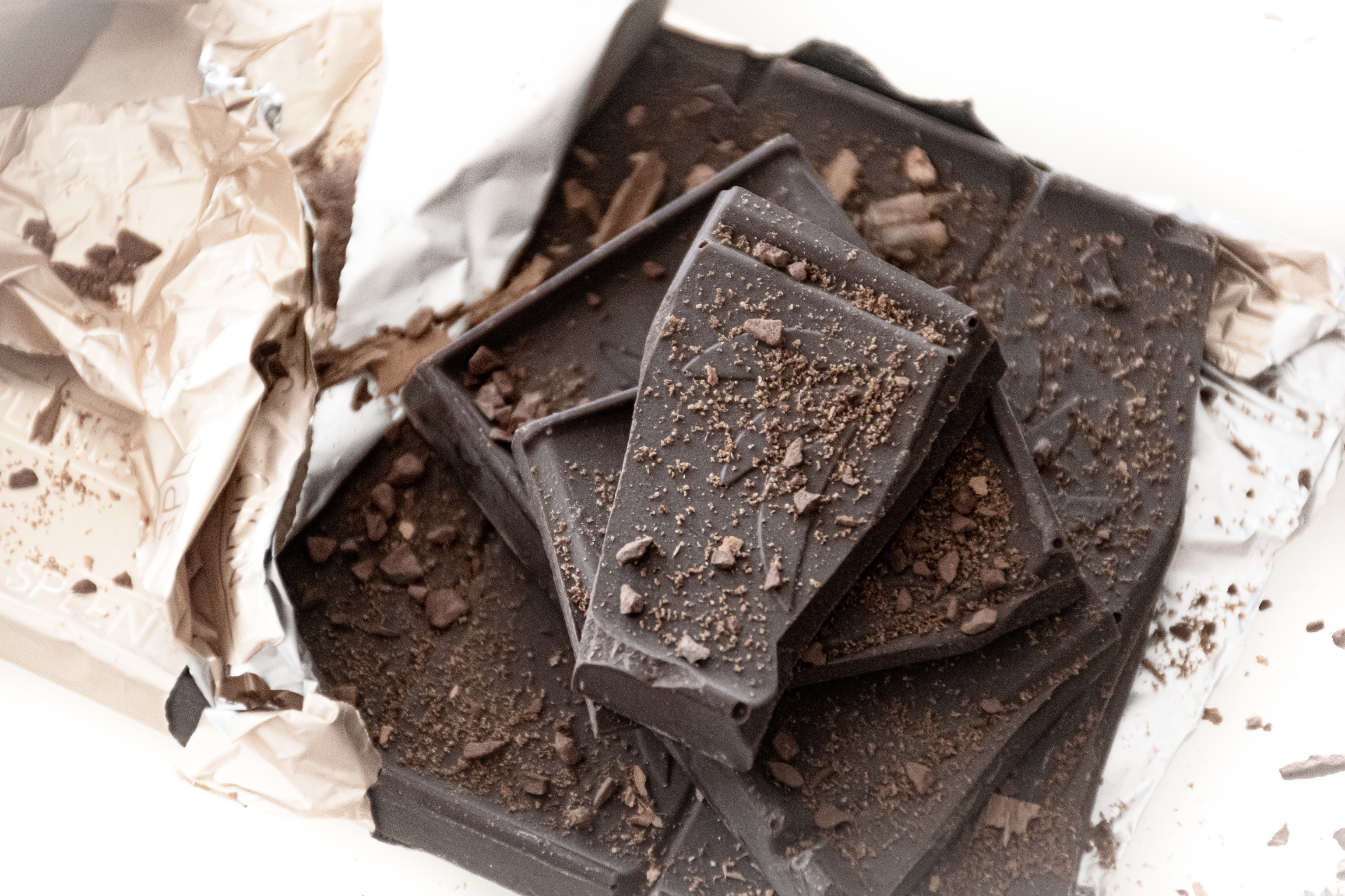 Alimentos que ayudan a tener ms energa: chocolate negro